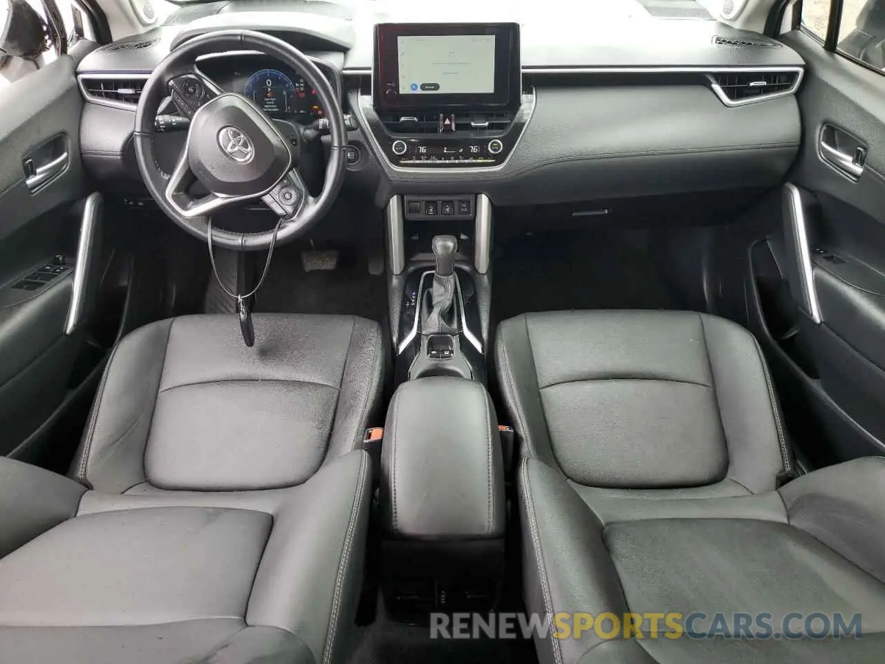 8 Фотография поврежденного автомобиля 7MUDAAAG4RV102983 TOYOTA COROLLA CR 2024