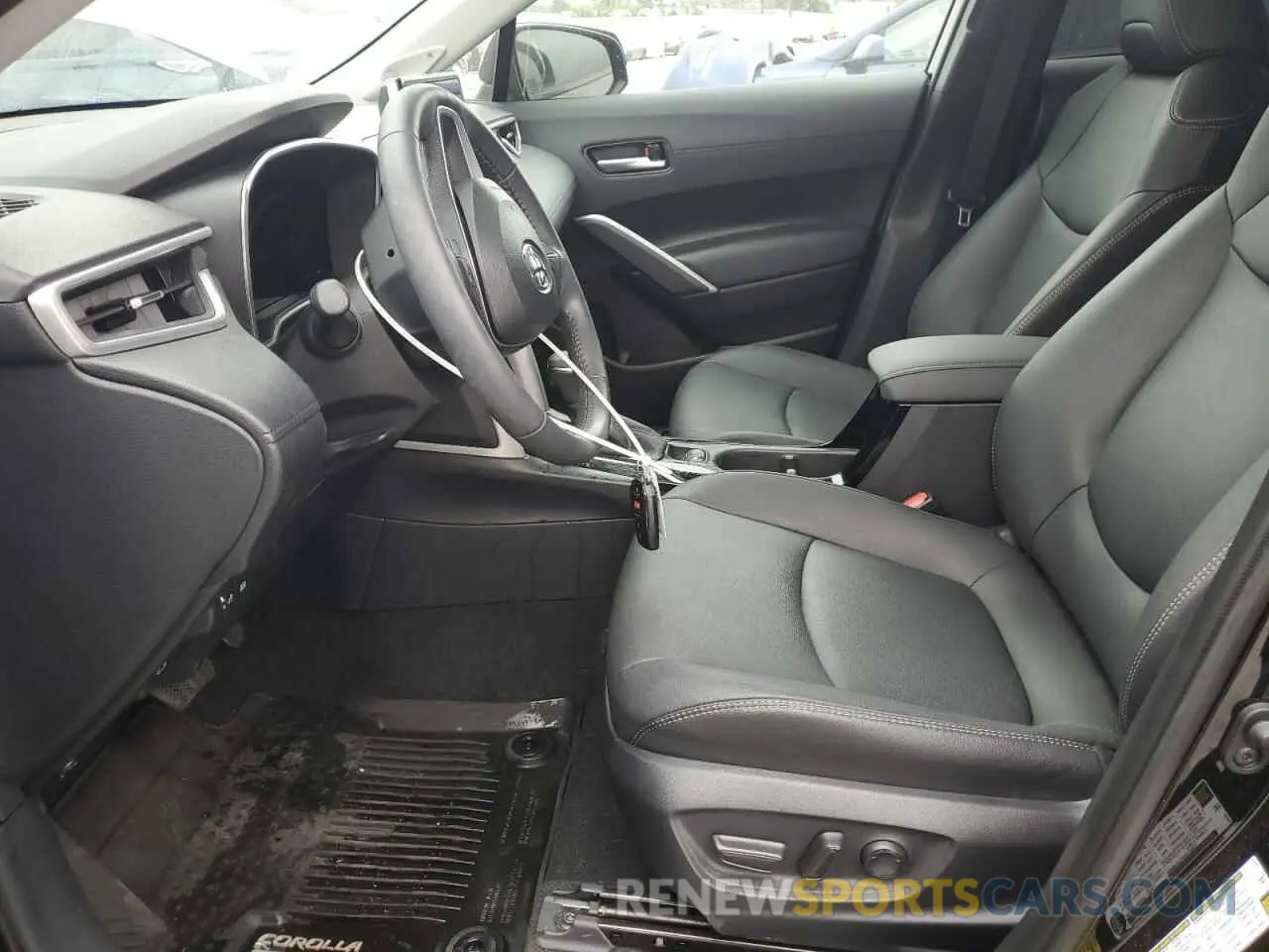 7 Photograph of a damaged car 7MUDAAAG8RV095021 TOYOTA COROLLA CR 2024