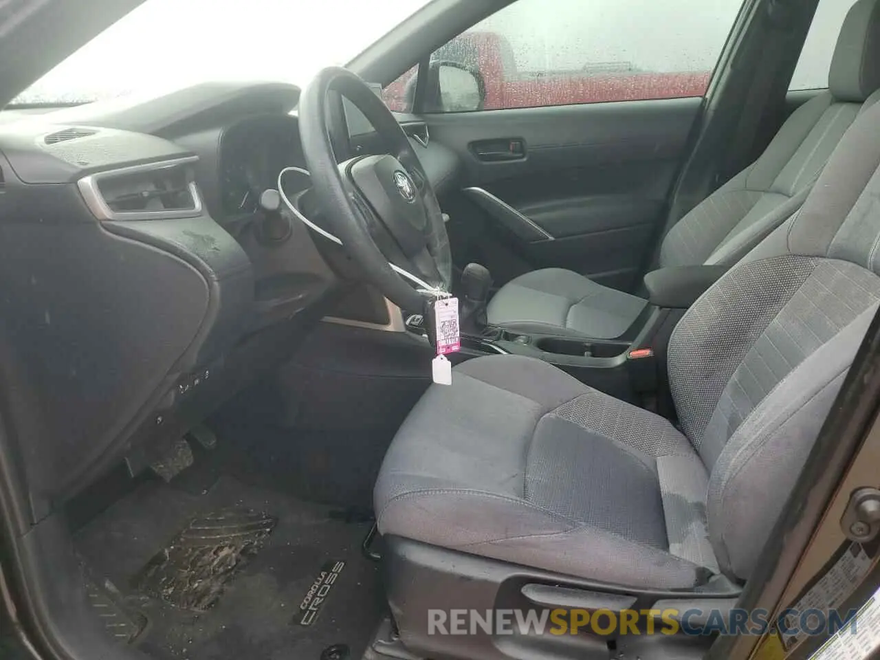 7 Photograph of a damaged car 7MUFBABG4RV019140 TOYOTA COROLLA CR 2024