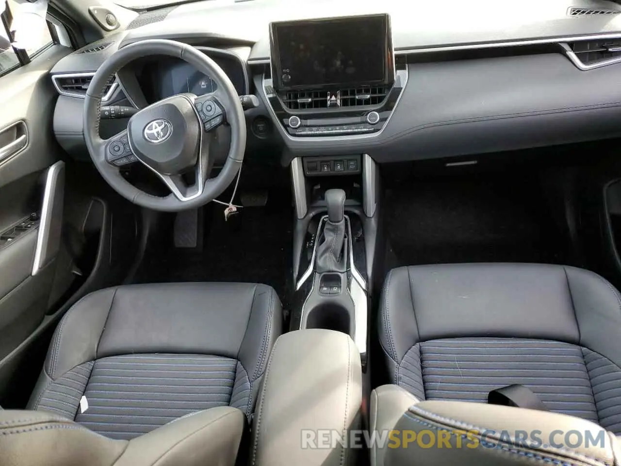 8 Фотография поврежденного автомобиля 7MUFBABG8RV025538 TOYOTA COROLLA CR 2024