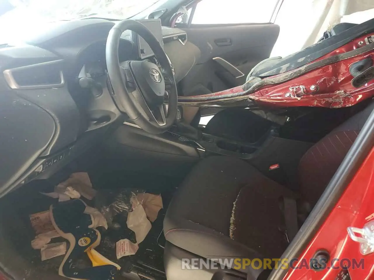 7 Photograph of a damaged car 7MUFBABG8RV046289 TOYOTA COROLLA CR 2024