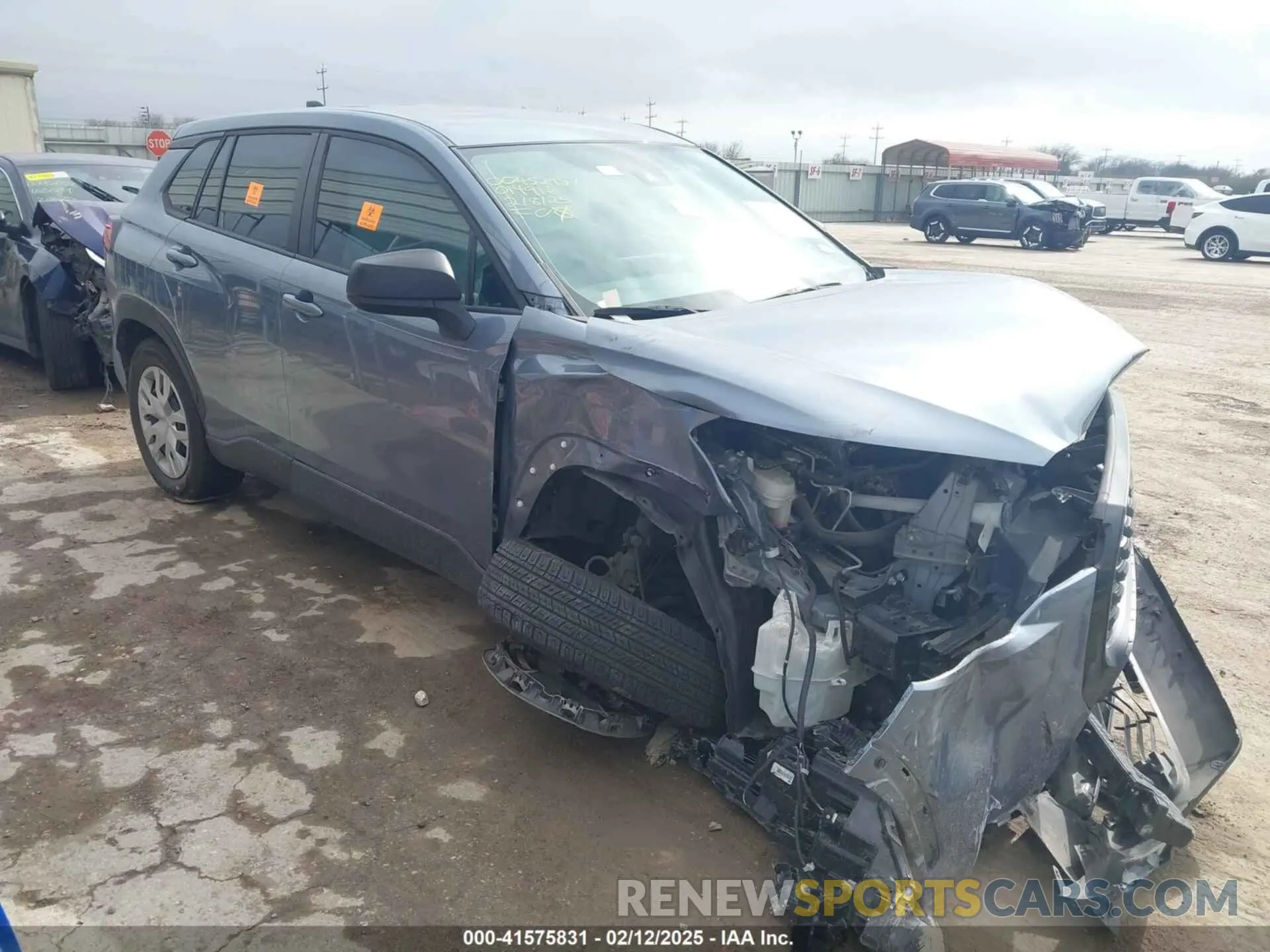1 Фотография поврежденного автомобиля 7MUAAAAG2NV014916 TOYOTA COROLLA CROSS 2022