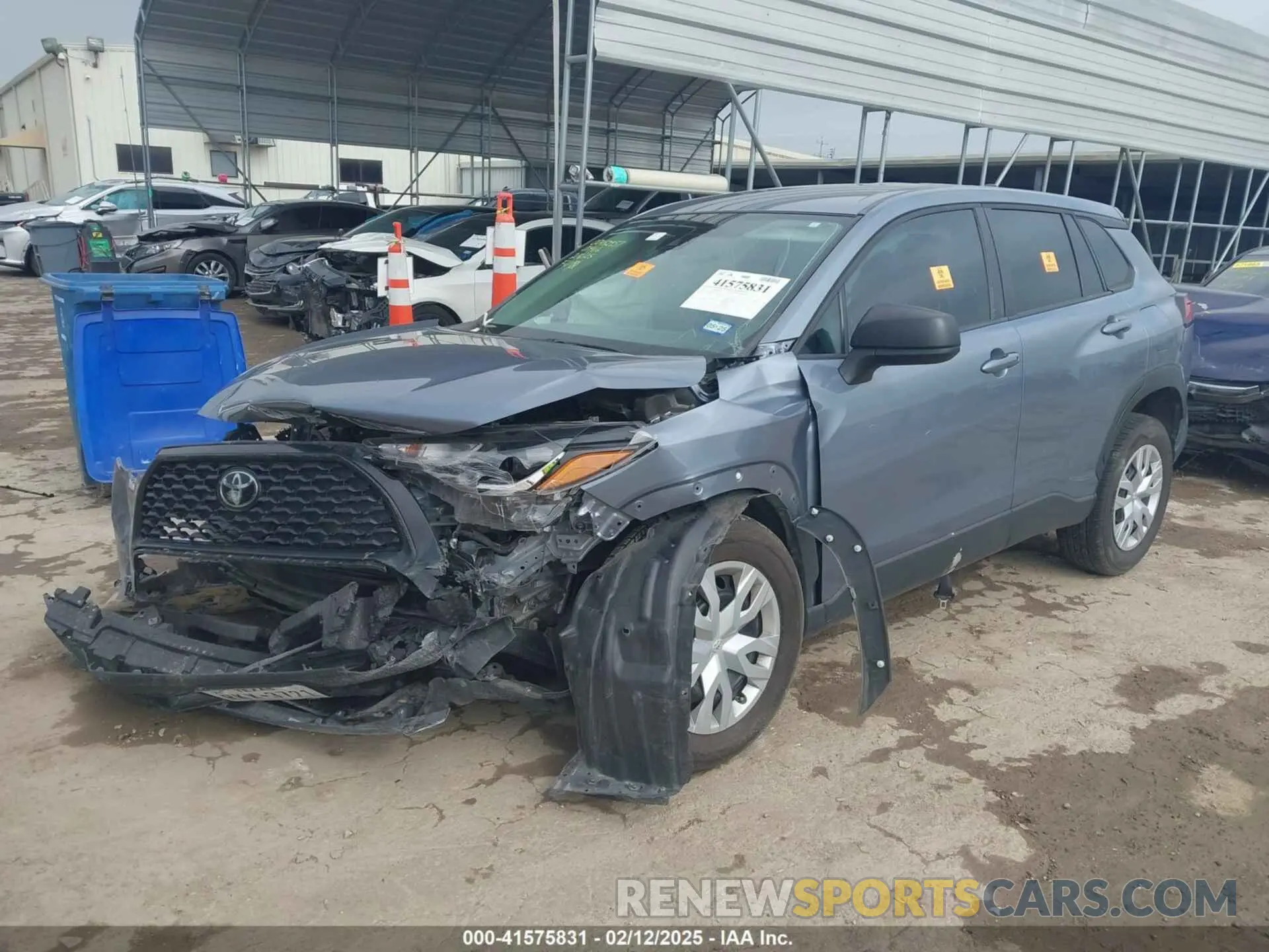 2 Фотография поврежденного автомобиля 7MUAAAAG2NV014916 TOYOTA COROLLA CROSS 2022