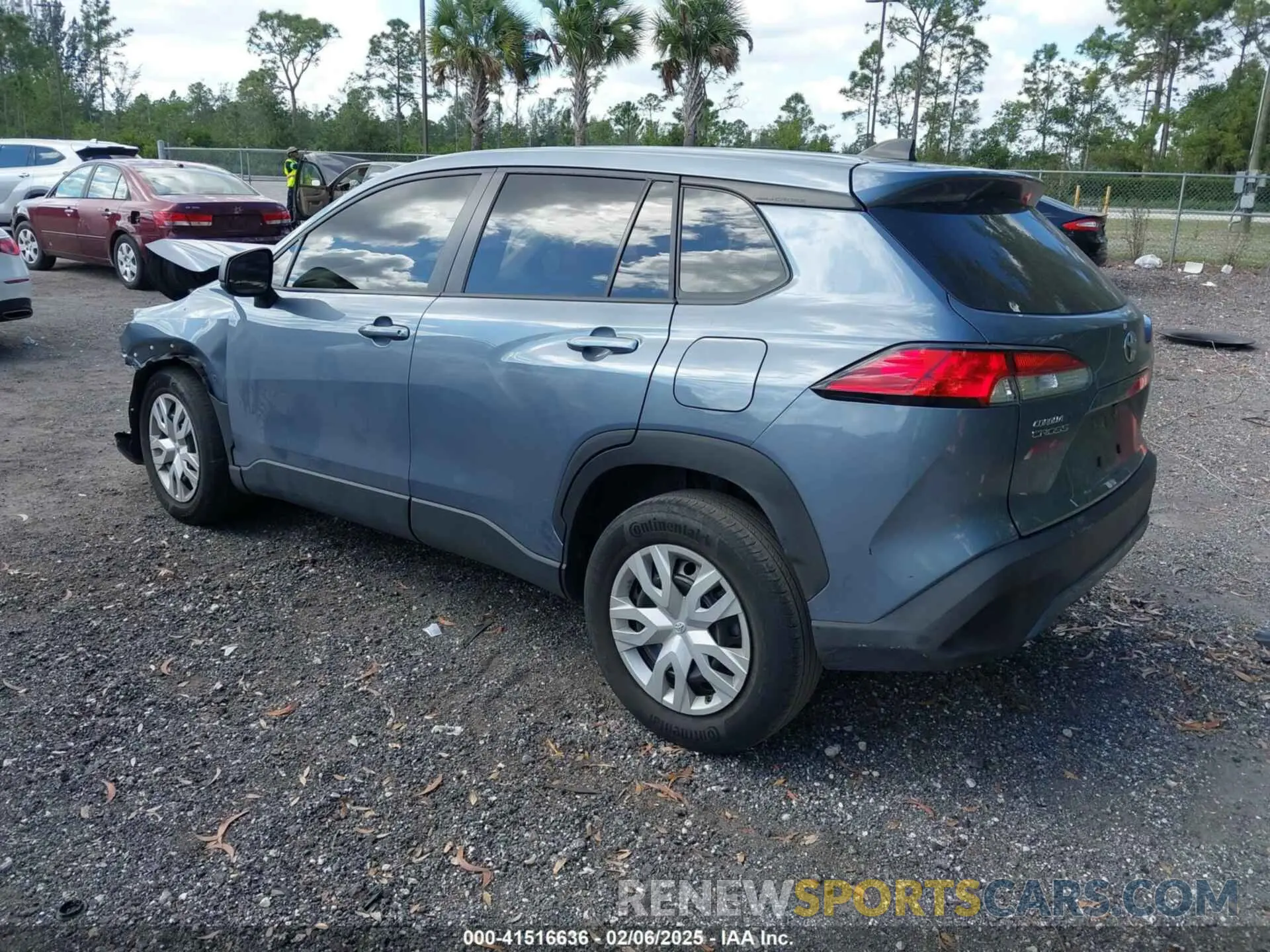 3 Photograph of a damaged car 7MUAAAAG4NV023780 TOYOTA COROLLA CROSS 2022
