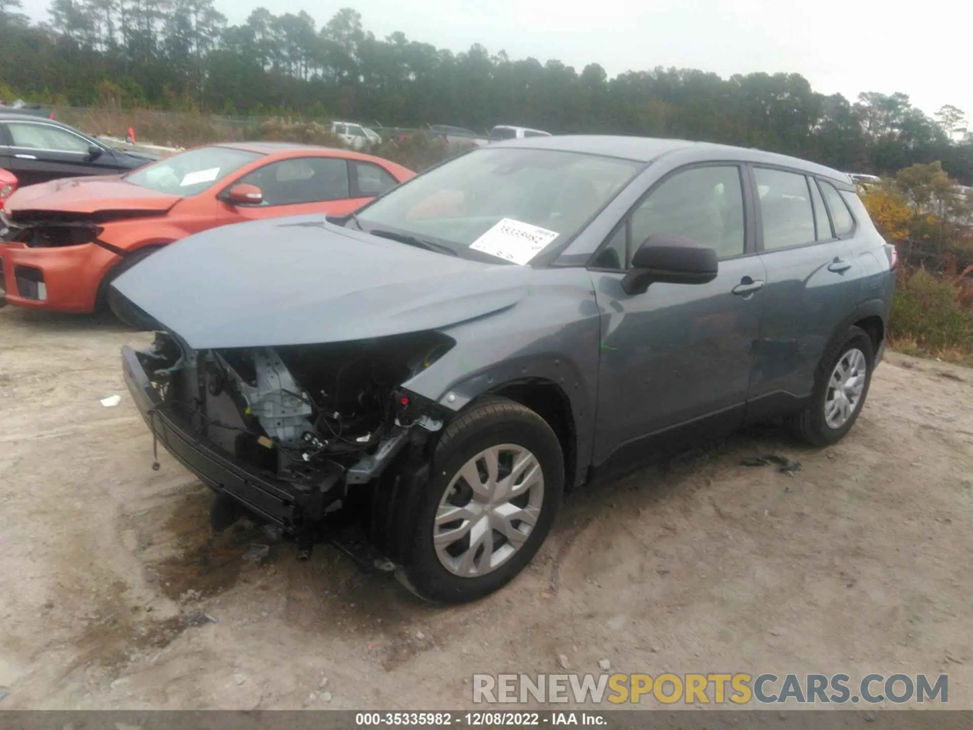 2 Photograph of a damaged car 7MUAAAAG5NV025635 TOYOTA COROLLA CROSS 2022