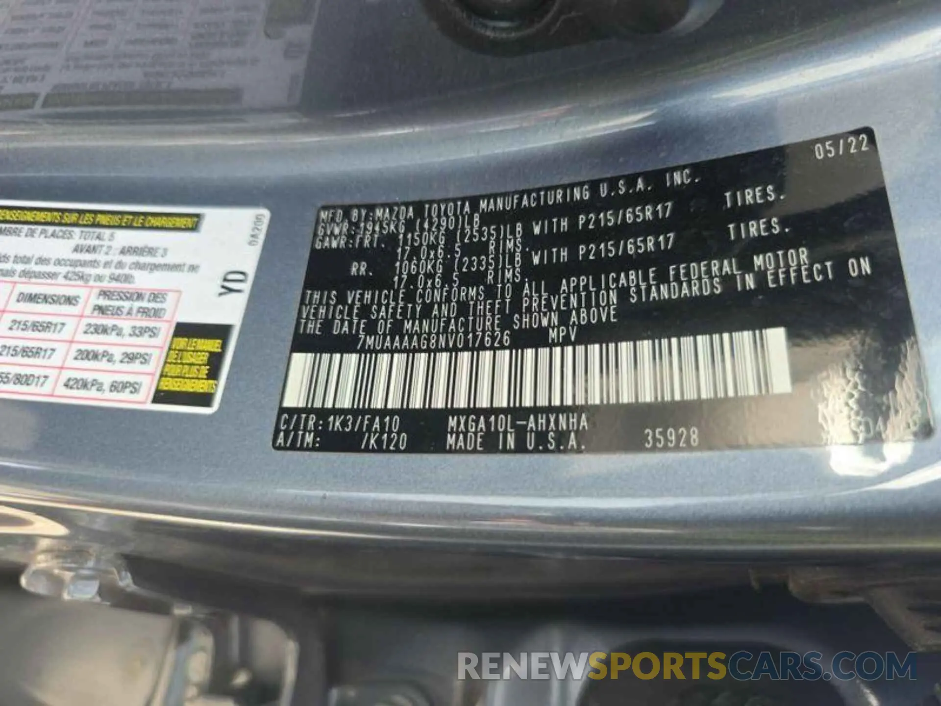 9 Photograph of a damaged car 7MUAAAAG8NV017626 TOYOTA COROLLA CROSS 2022
