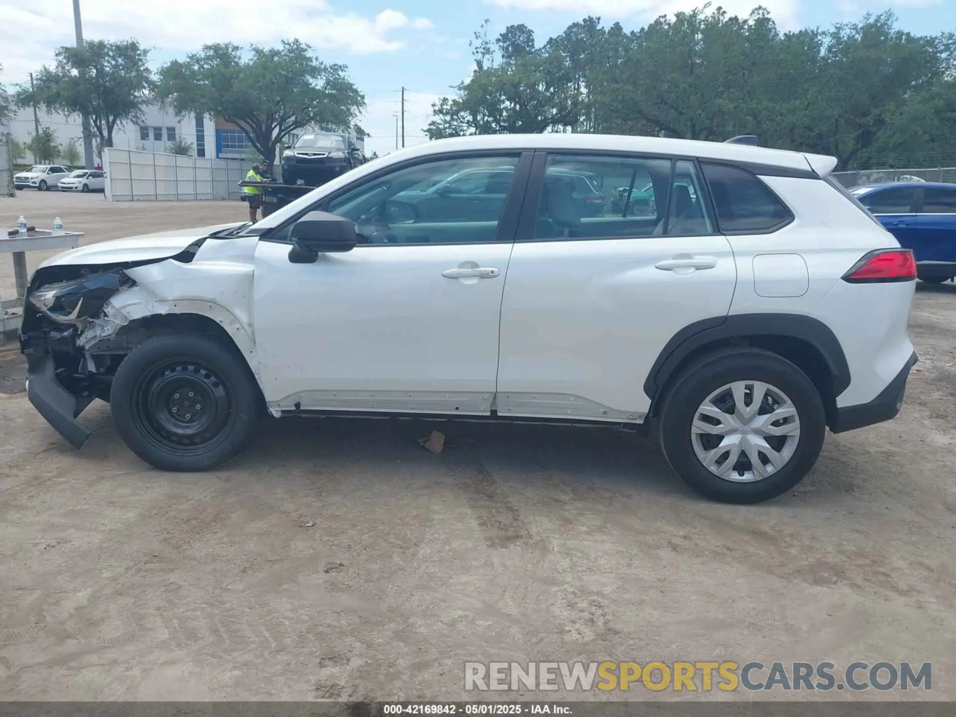 14 Photograph of a damaged car 7MUAAAAGXNV019426 TOYOTA COROLLA CROSS 2022