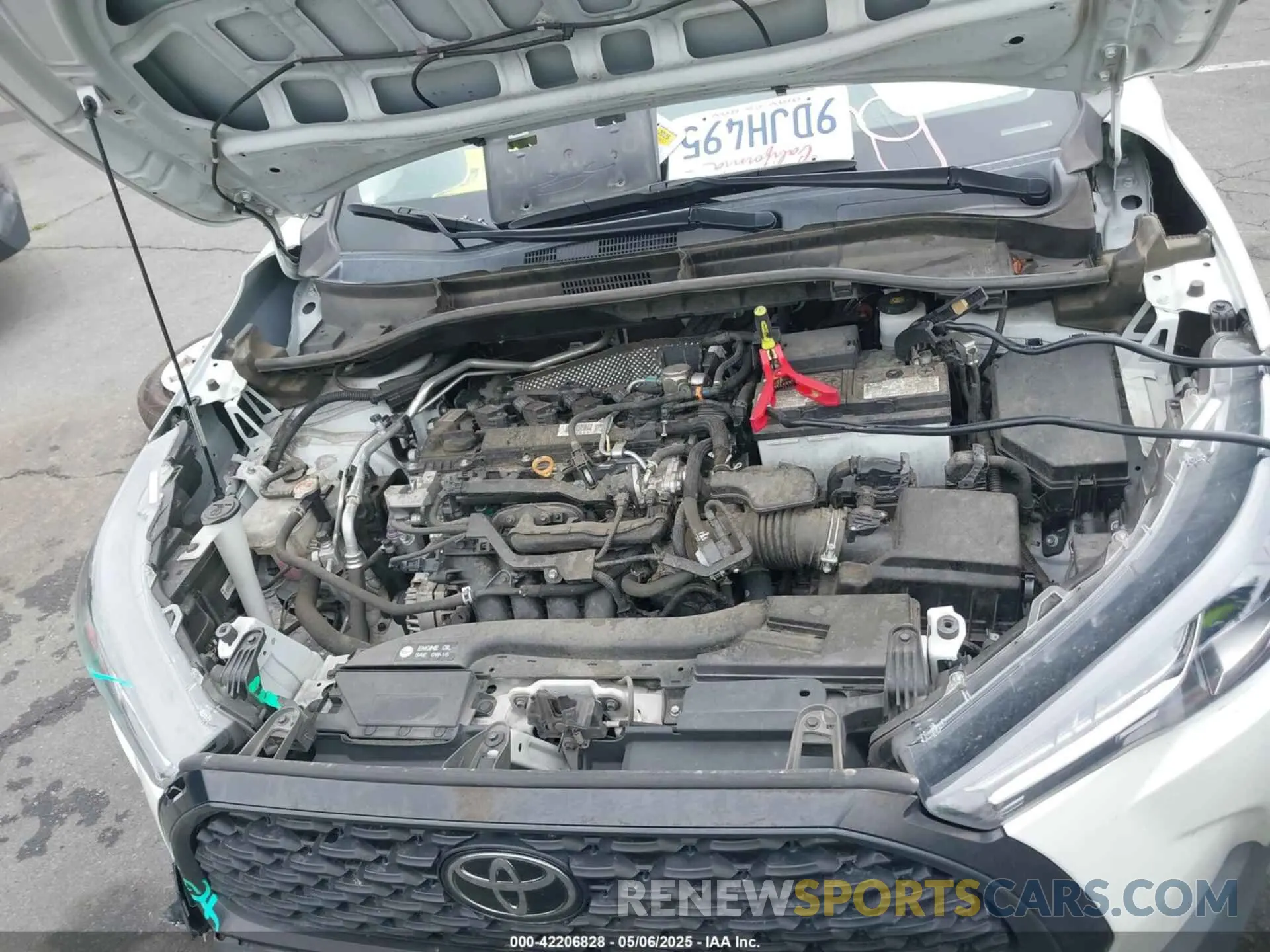 10 Photograph of a damaged car 7MUBAABG2NV030200 TOYOTA COROLLA CROSS 2022