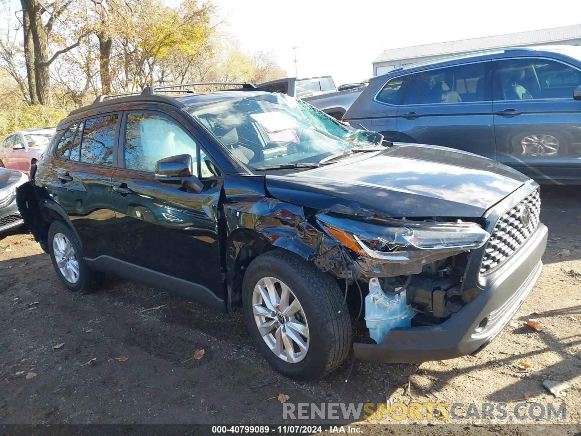 1 Photograph of a damaged car 7MUBAABG4NV003953 TOYOTA COROLLA CROSS 2022
