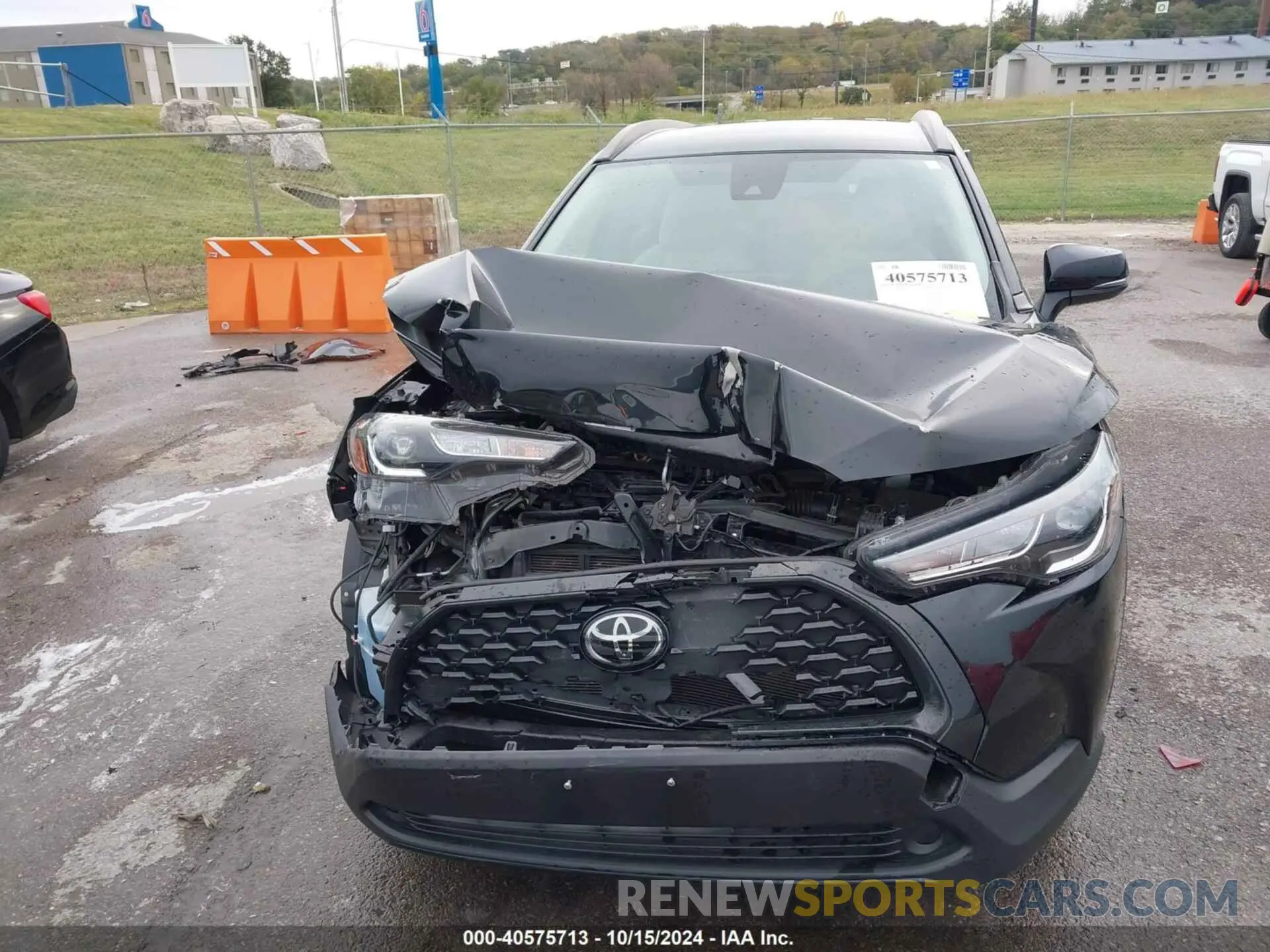 13 Фотография поврежденного автомобиля 7MUCAAAG2NV014939 TOYOTA COROLLA CROSS 2022