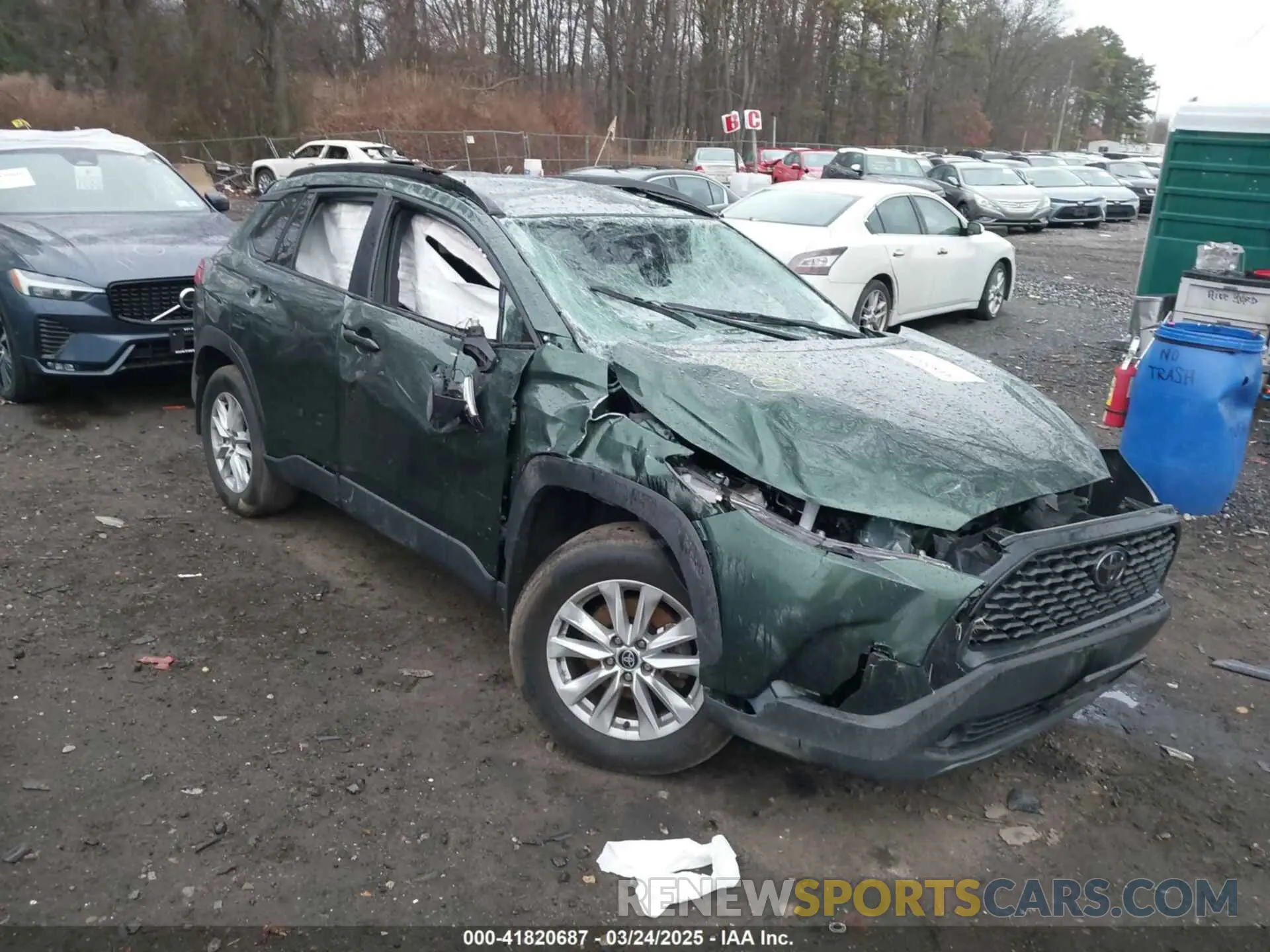 1 Фотография поврежденного автомобиля 7MUCAABG8NV030299 TOYOTA COROLLA CROSS 2022