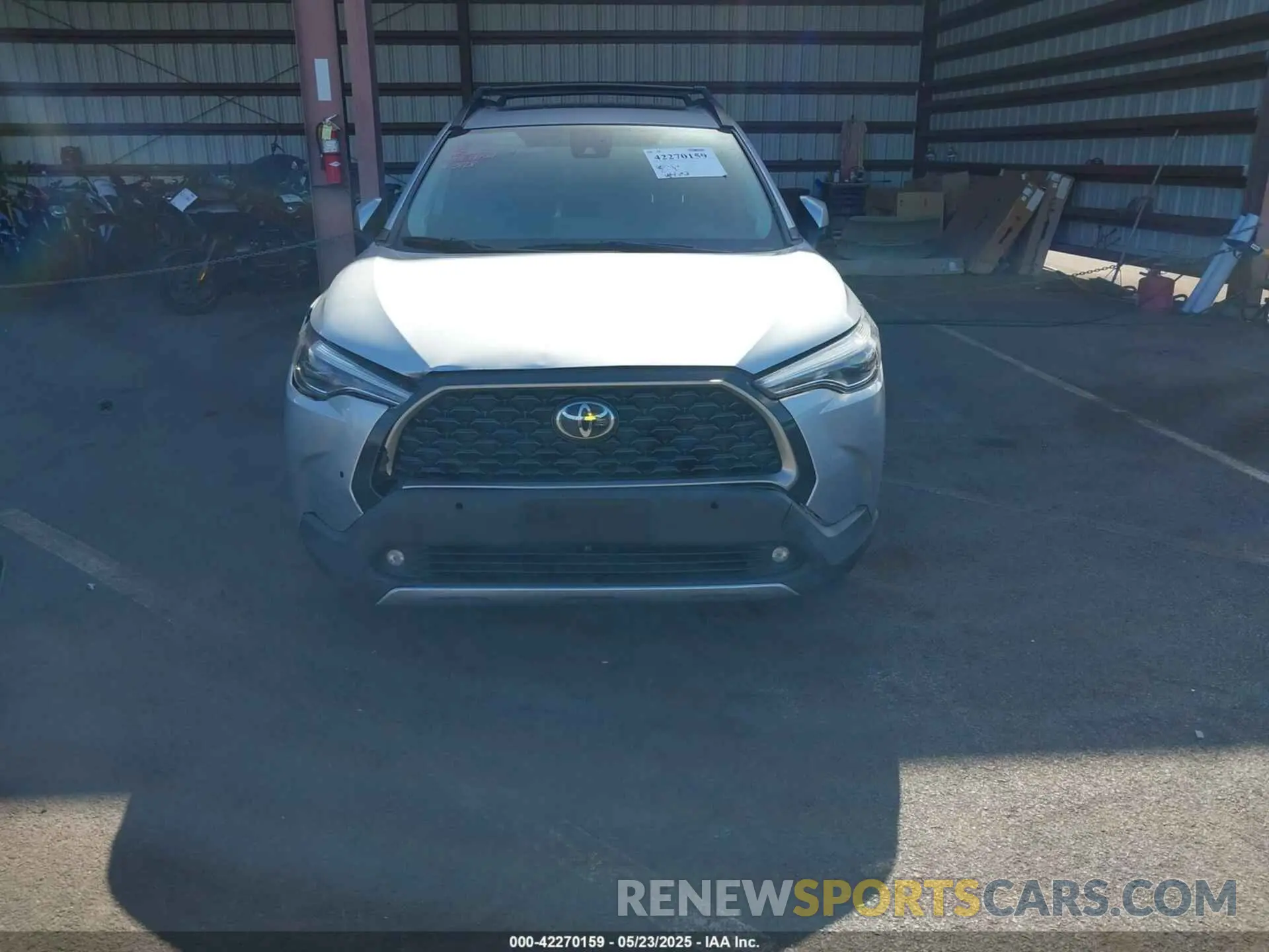 13 Photograph of a damaged car 7MUDAAAG7NV003004 TOYOTA COROLLA CROSS 2022