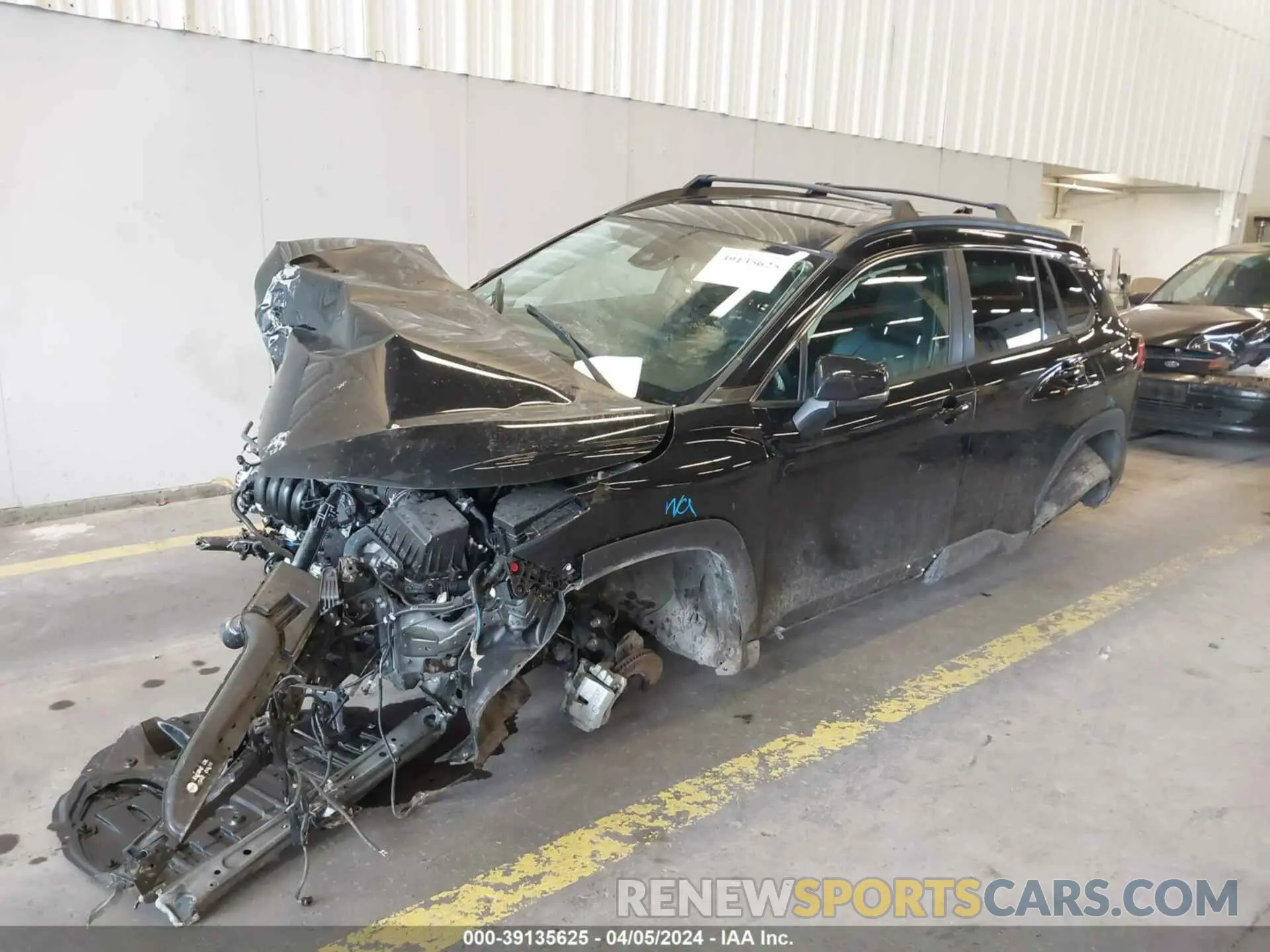 2 Photograph of a damaged car 7MUDAABGXNV027439 TOYOTA COROLLA CROSS 2022