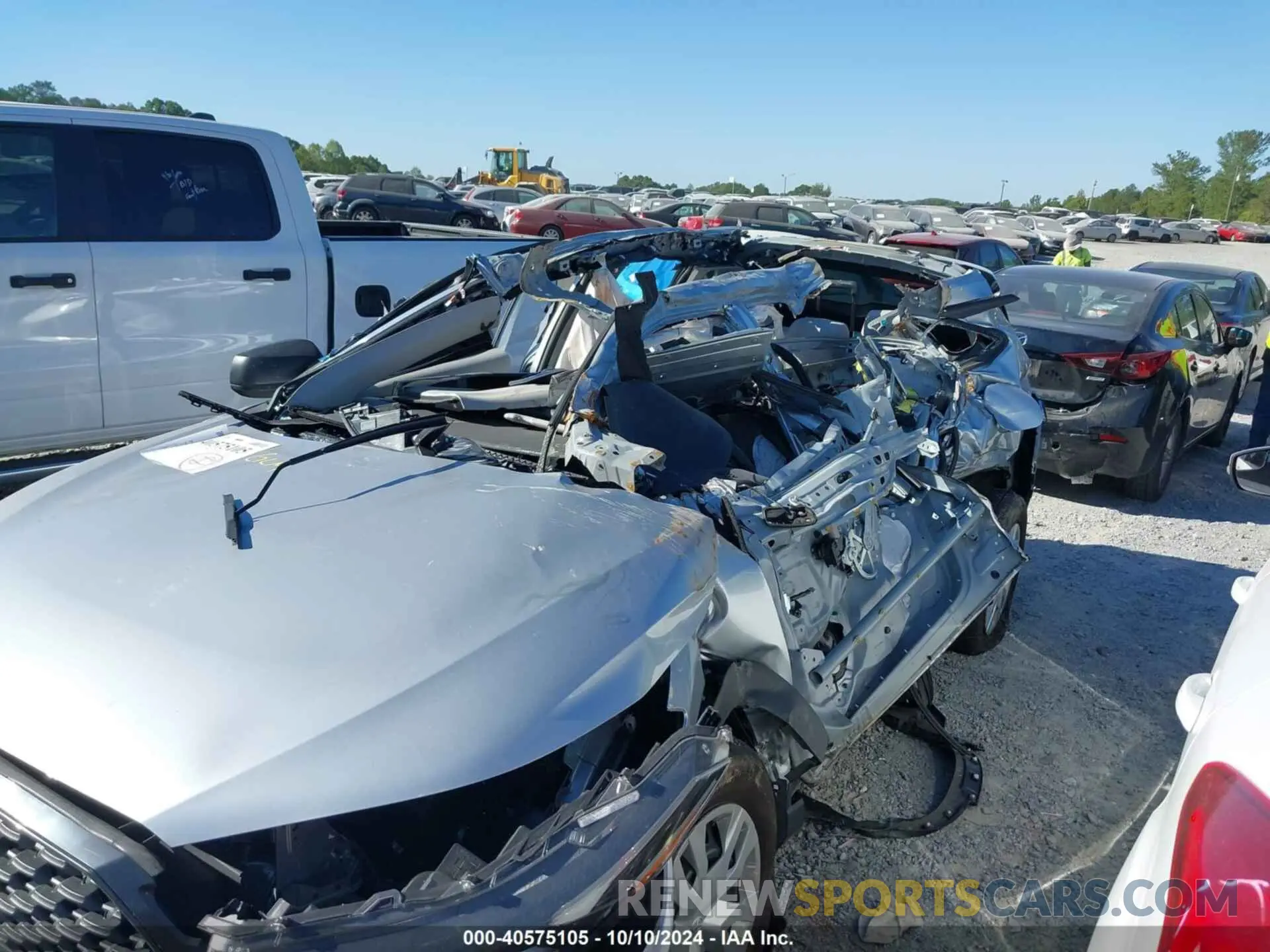 6 Photograph of a damaged car 7MUAAAAGXPV048220 TOYOTA COROLLA CROSS 2023