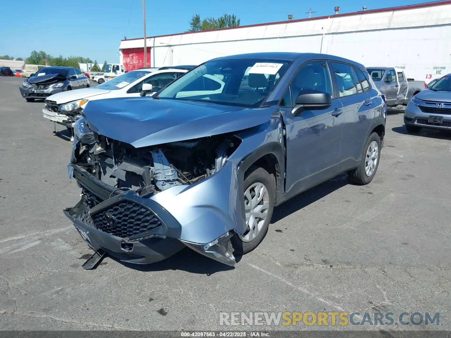 2 Фотография поврежденного автомобиля 7MUAAABGXPV064304 TOYOTA COROLLA CROSS 2023