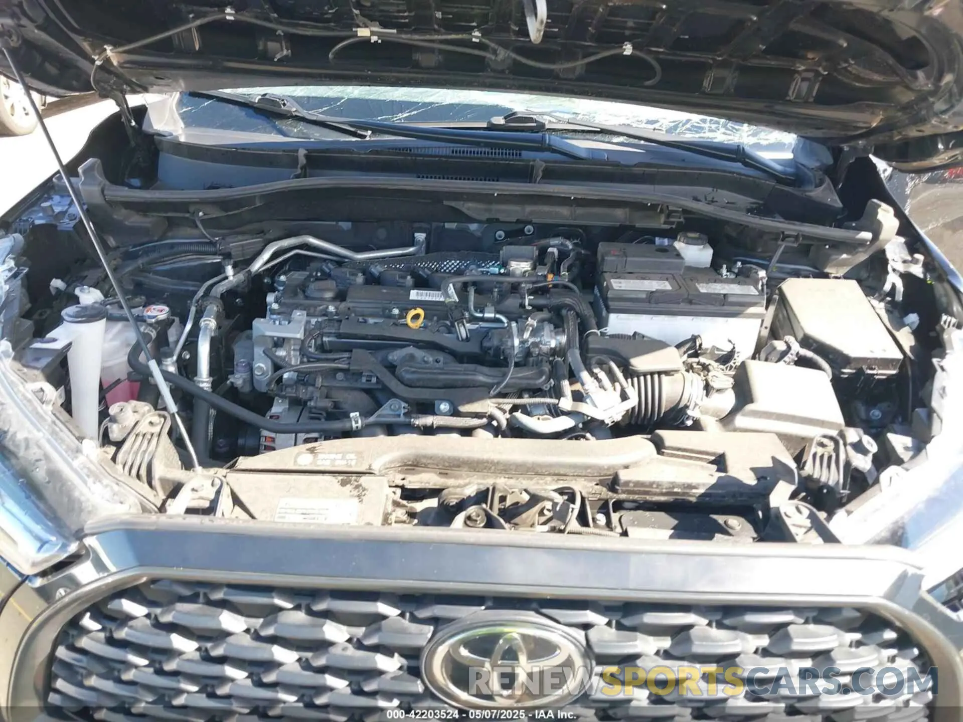 10 Photograph of a damaged car 7MUBAABG4PV052041 TOYOTA COROLLA CROSS 2023