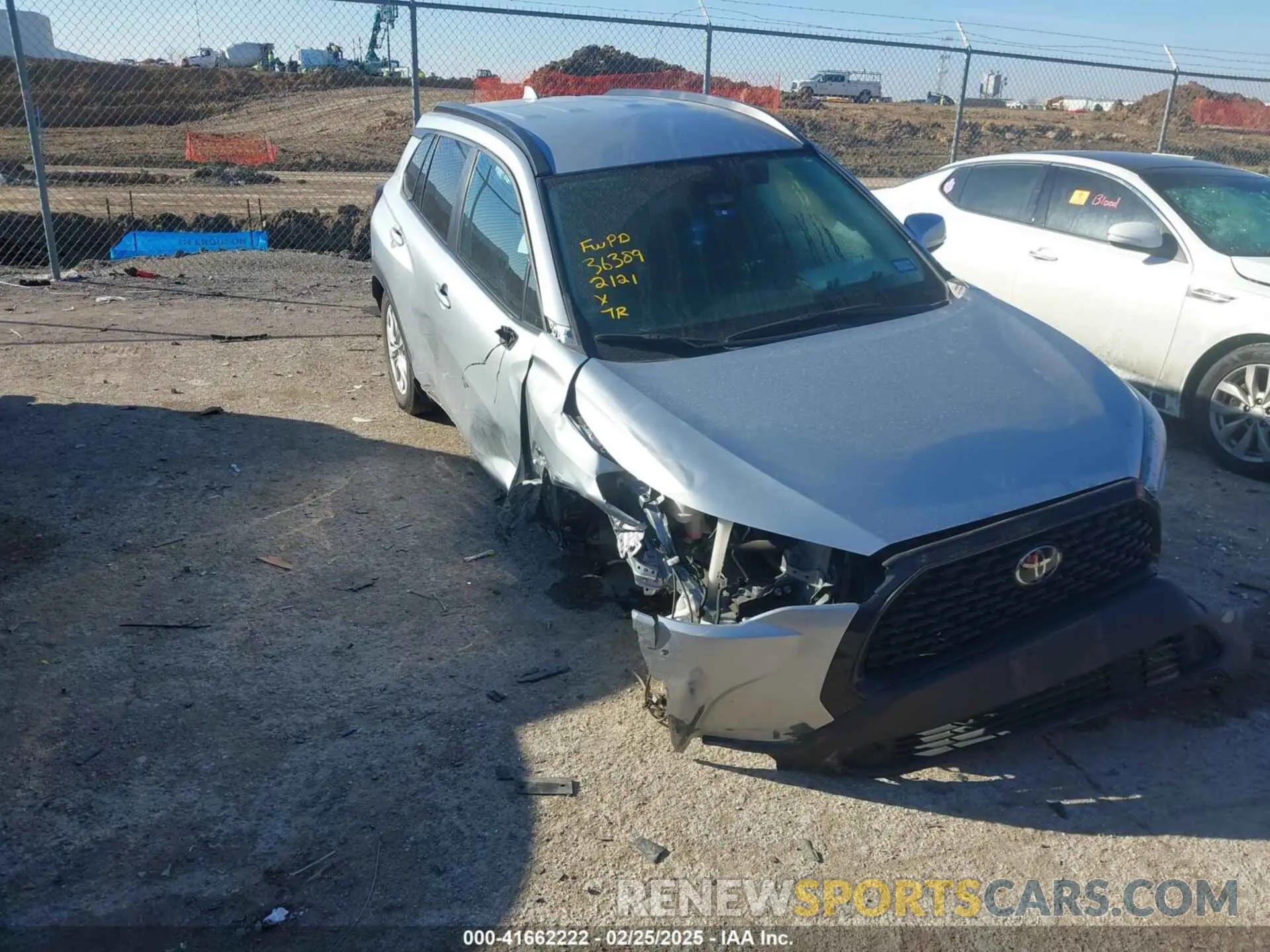 1 Photograph of a damaged car 7MUCAAAG5PV051857 TOYOTA COROLLA CROSS 2023