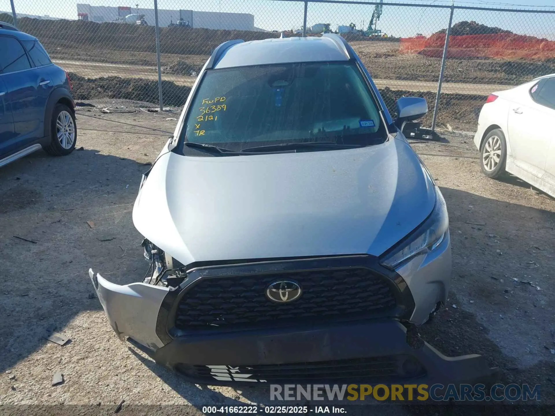11 Photograph of a damaged car 7MUCAAAG5PV051857 TOYOTA COROLLA CROSS 2023