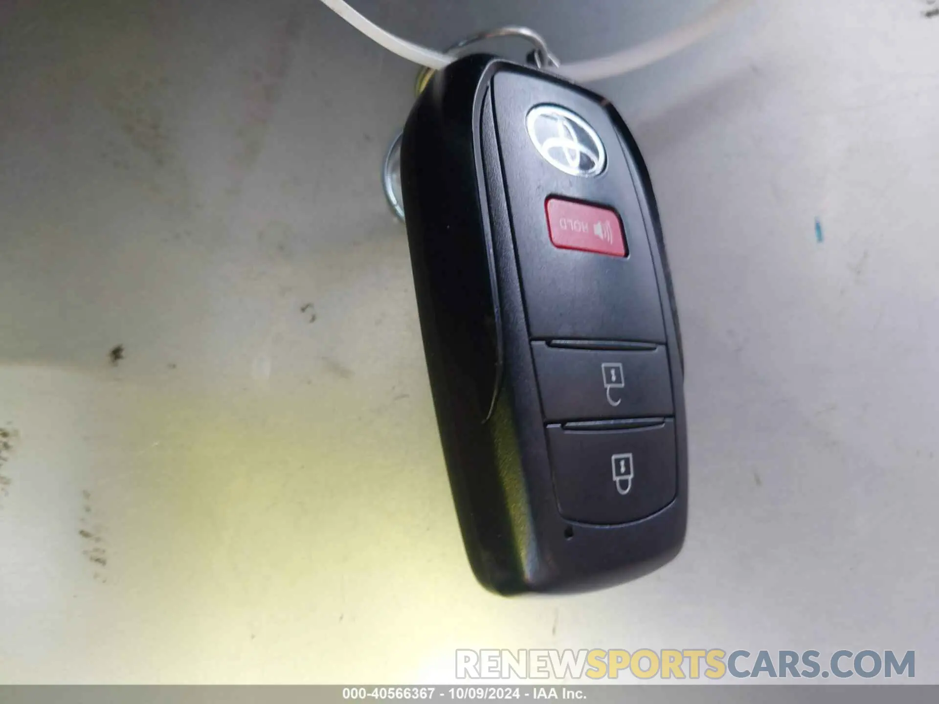 11 Фотография поврежденного автомобиля 7MUCAABG2PV052057 TOYOTA COROLLA CROSS 2023