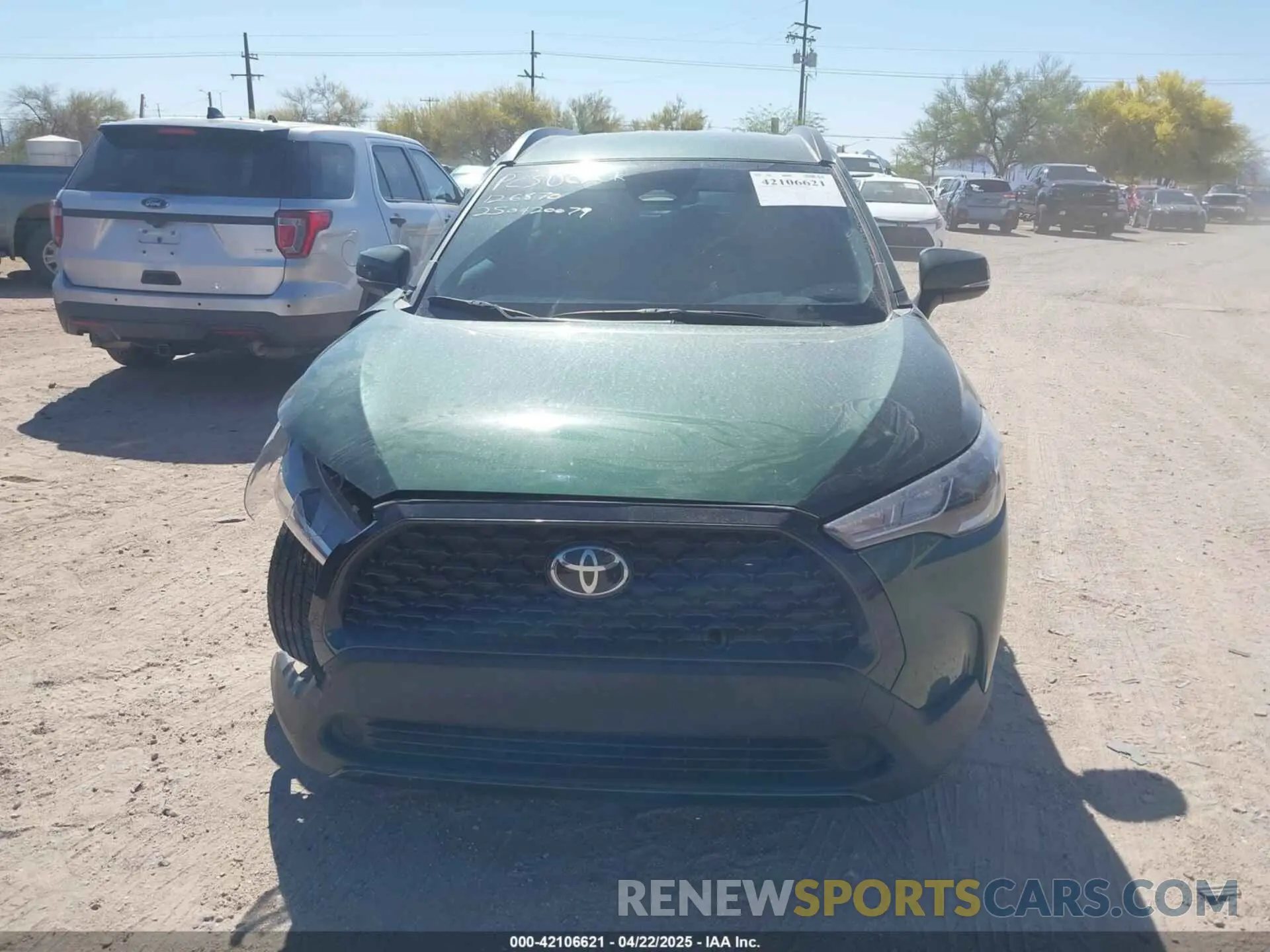 11 Photograph of a damaged car 7MUCAABG4PV061035 TOYOTA COROLLA CROSS 2023