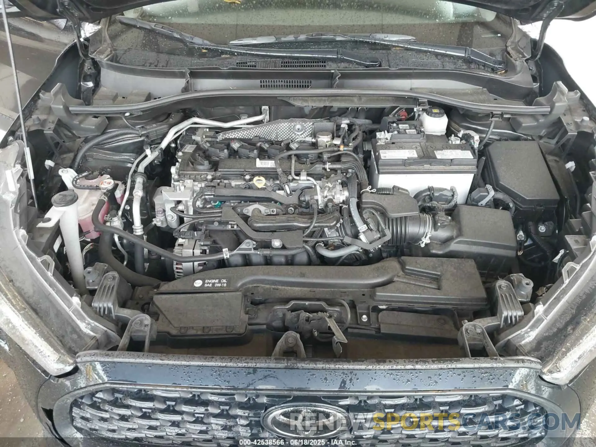 10 Photograph of a damaged car 7MUCAABG9PV051438 TOYOTA COROLLA CROSS 2023
