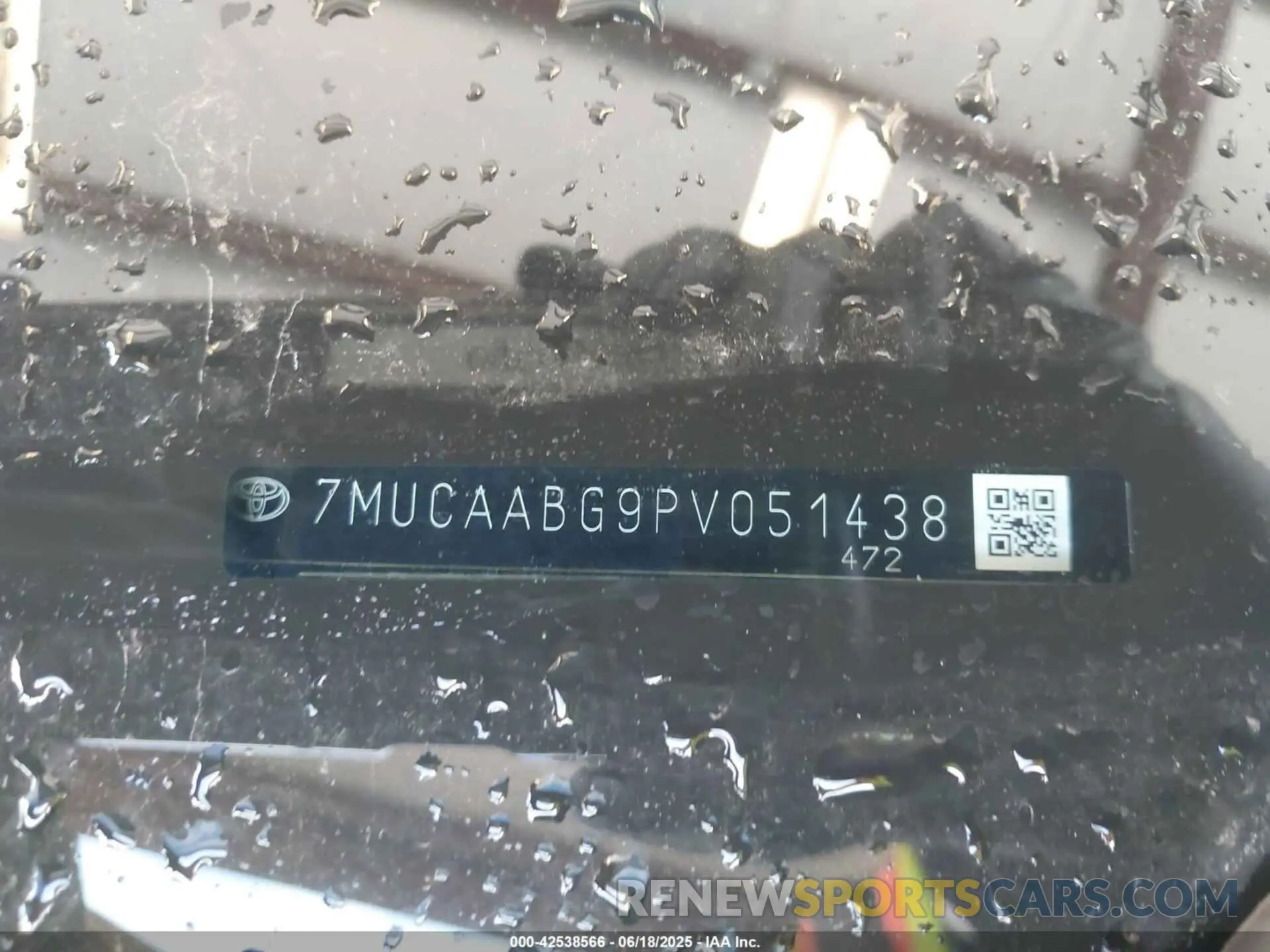 9 Photograph of a damaged car 7MUCAABG9PV051438 TOYOTA COROLLA CROSS 2023