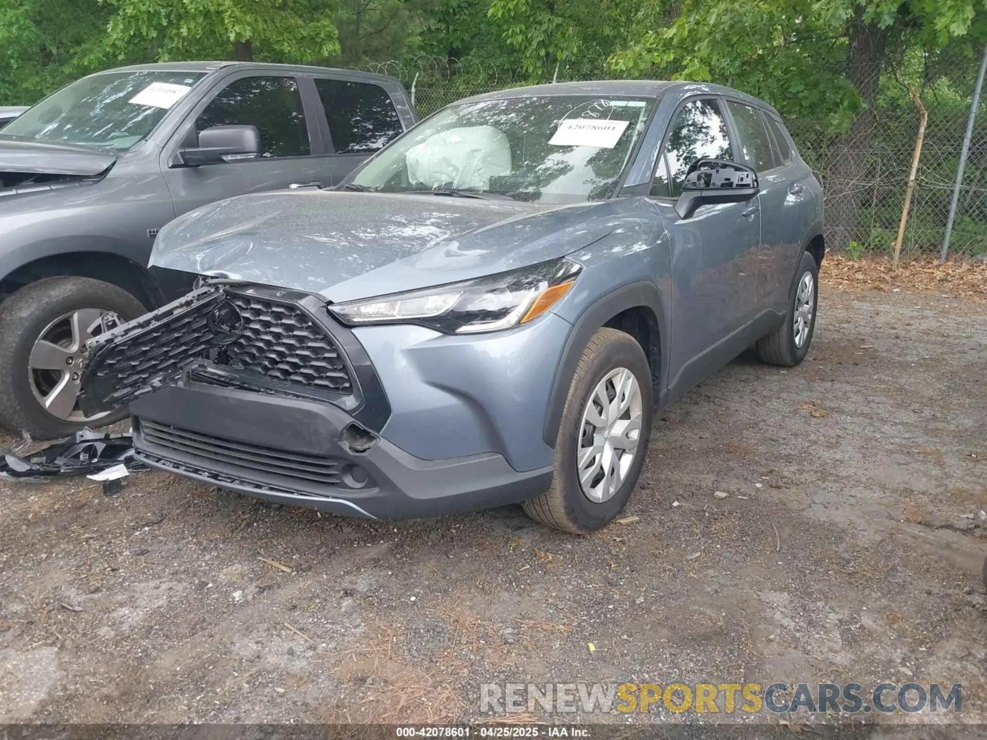 2 Photograph of a damaged car 7MUAAAAG0RV110064 TOYOTA COROLLA CROSS 2024