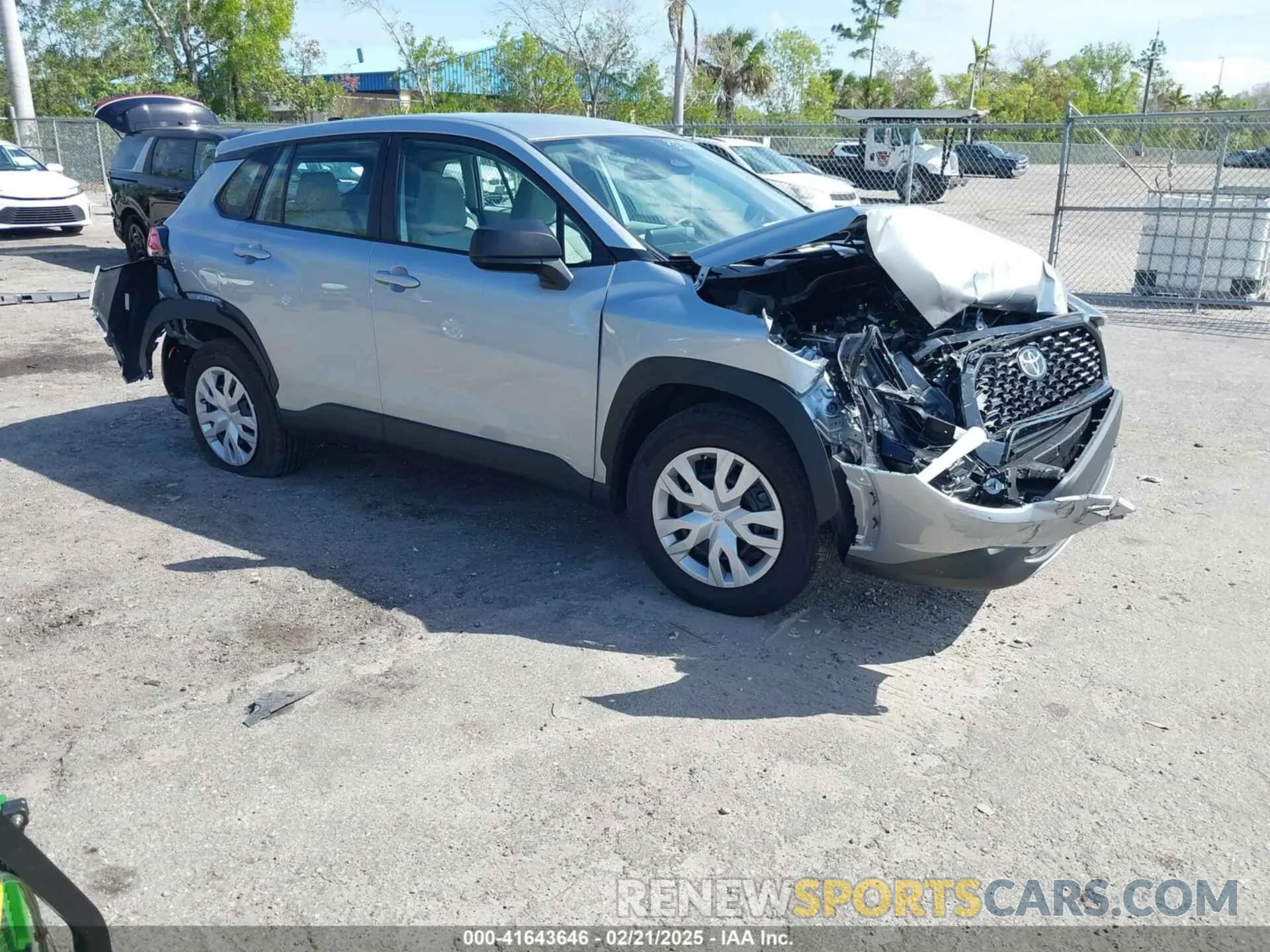 1 Photograph of a damaged car 7MUAAAAG4RV082432 TOYOTA COROLLA CROSS 2024
