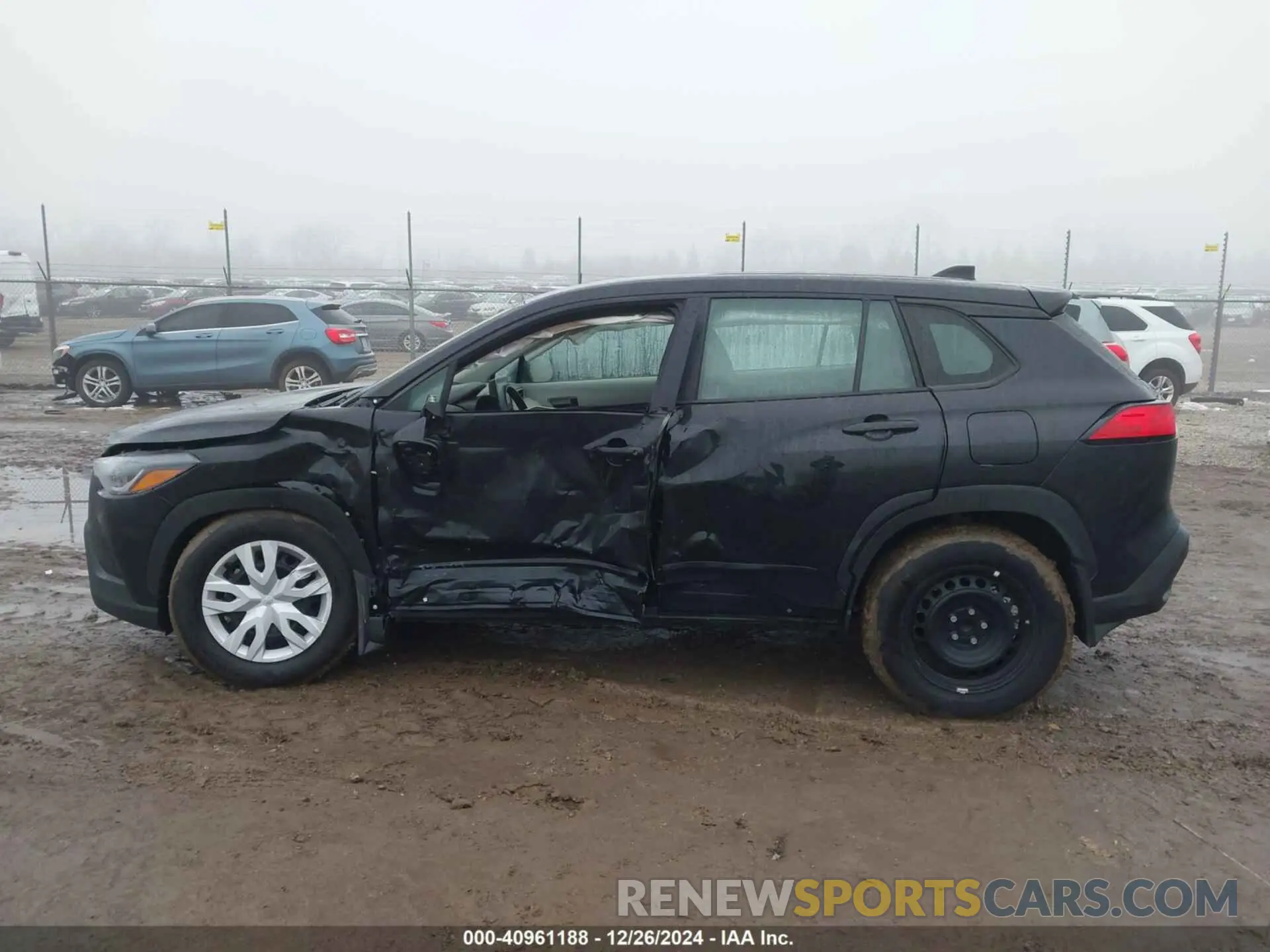 14 Photograph of a damaged car 7MUAAAAG6RV088975 TOYOTA COROLLA CROSS 2024
