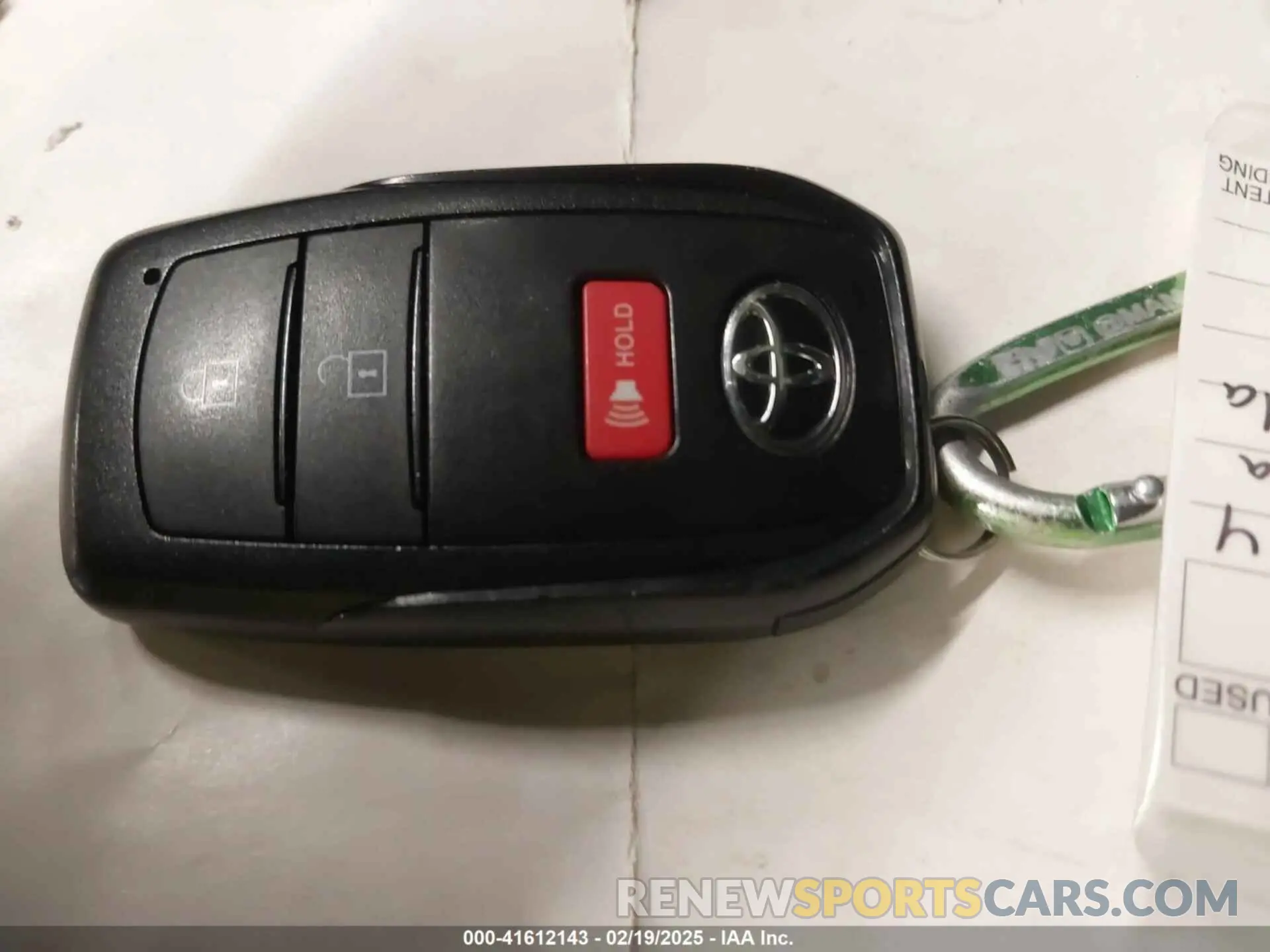 11 Фотография поврежденного автомобиля 7MUBAABG1RV105846 TOYOTA COROLLA CROSS 2024