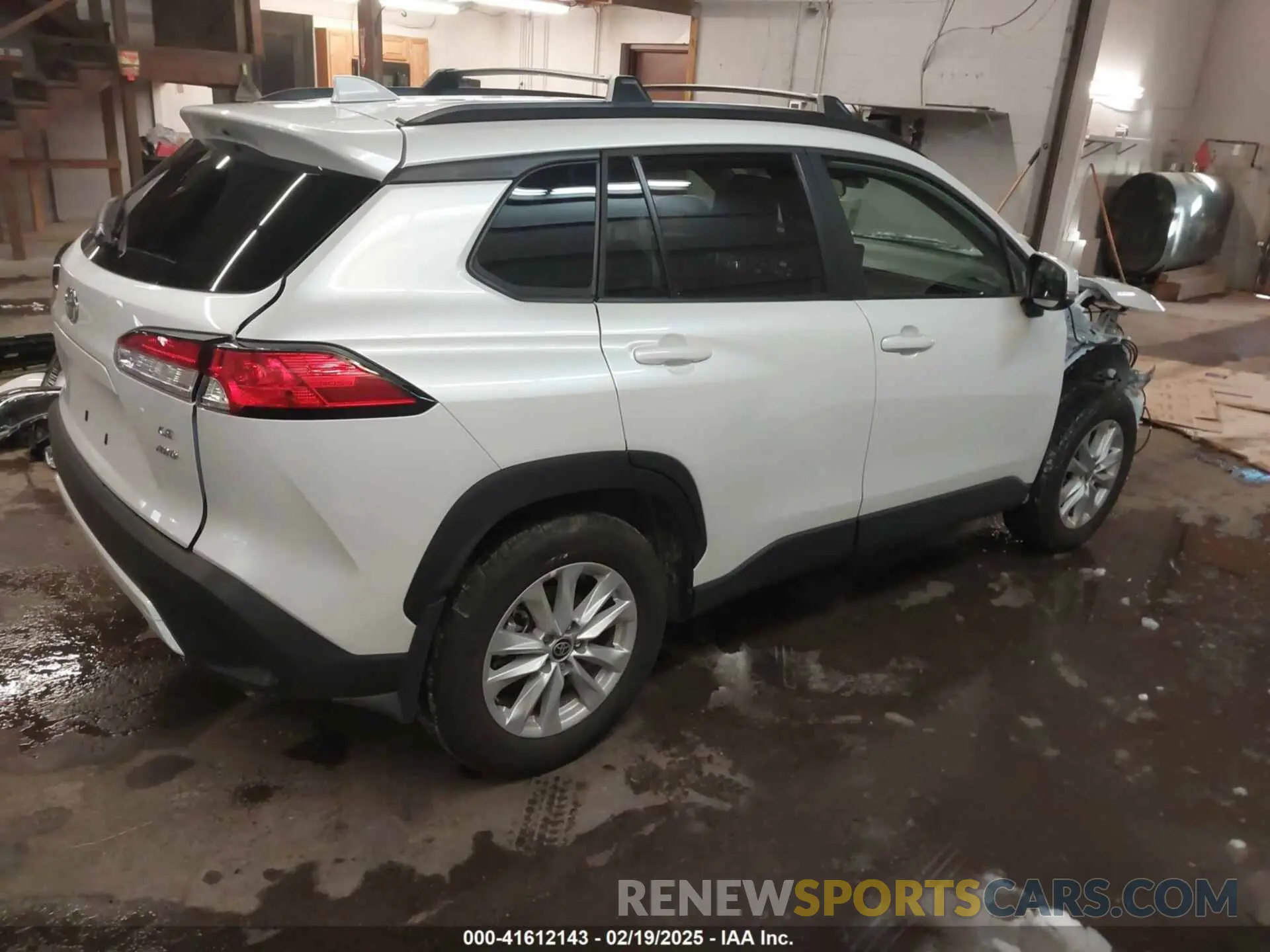 4 Фотография поврежденного автомобиля 7MUBAABG1RV105846 TOYOTA COROLLA CROSS 2024
