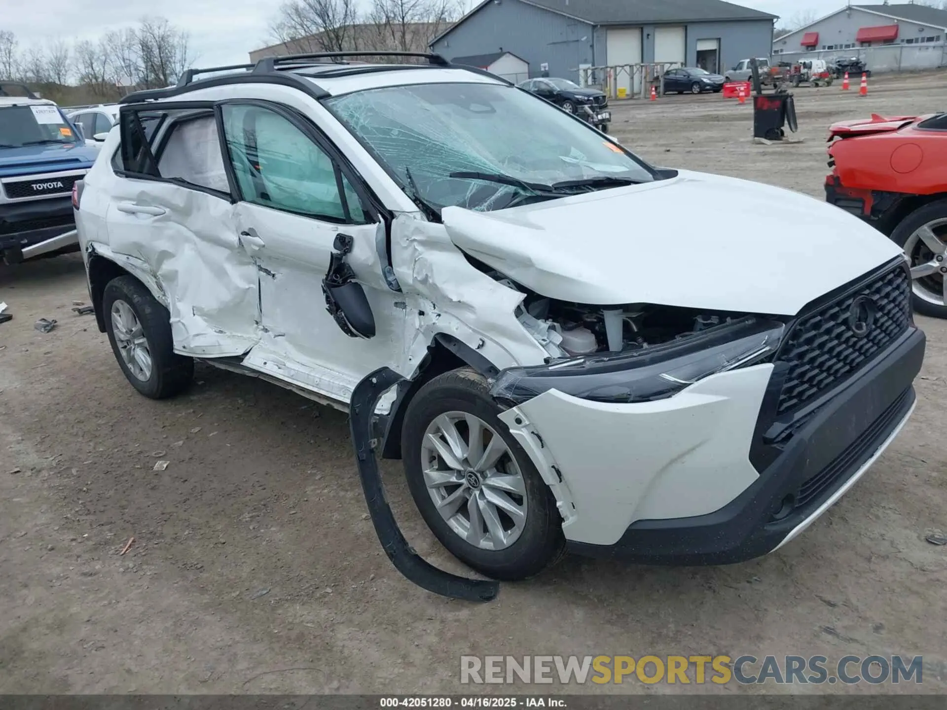 1 Фотография поврежденного автомобиля 7MUBAABG2RV103930 TOYOTA COROLLA CROSS 2024