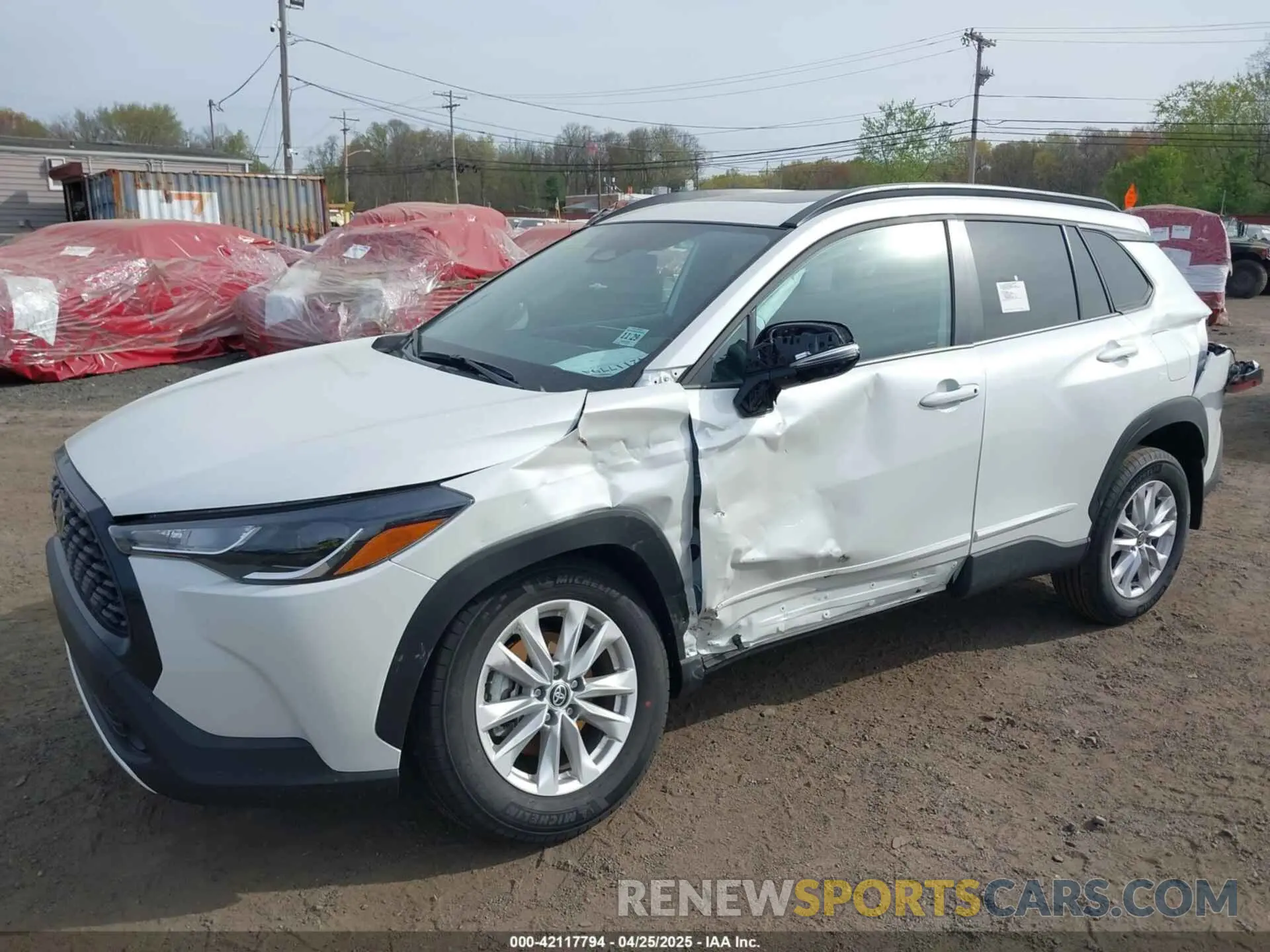 6 Photograph of a damaged car 7MUBAABG2RV114524 TOYOTA COROLLA CROSS 2024