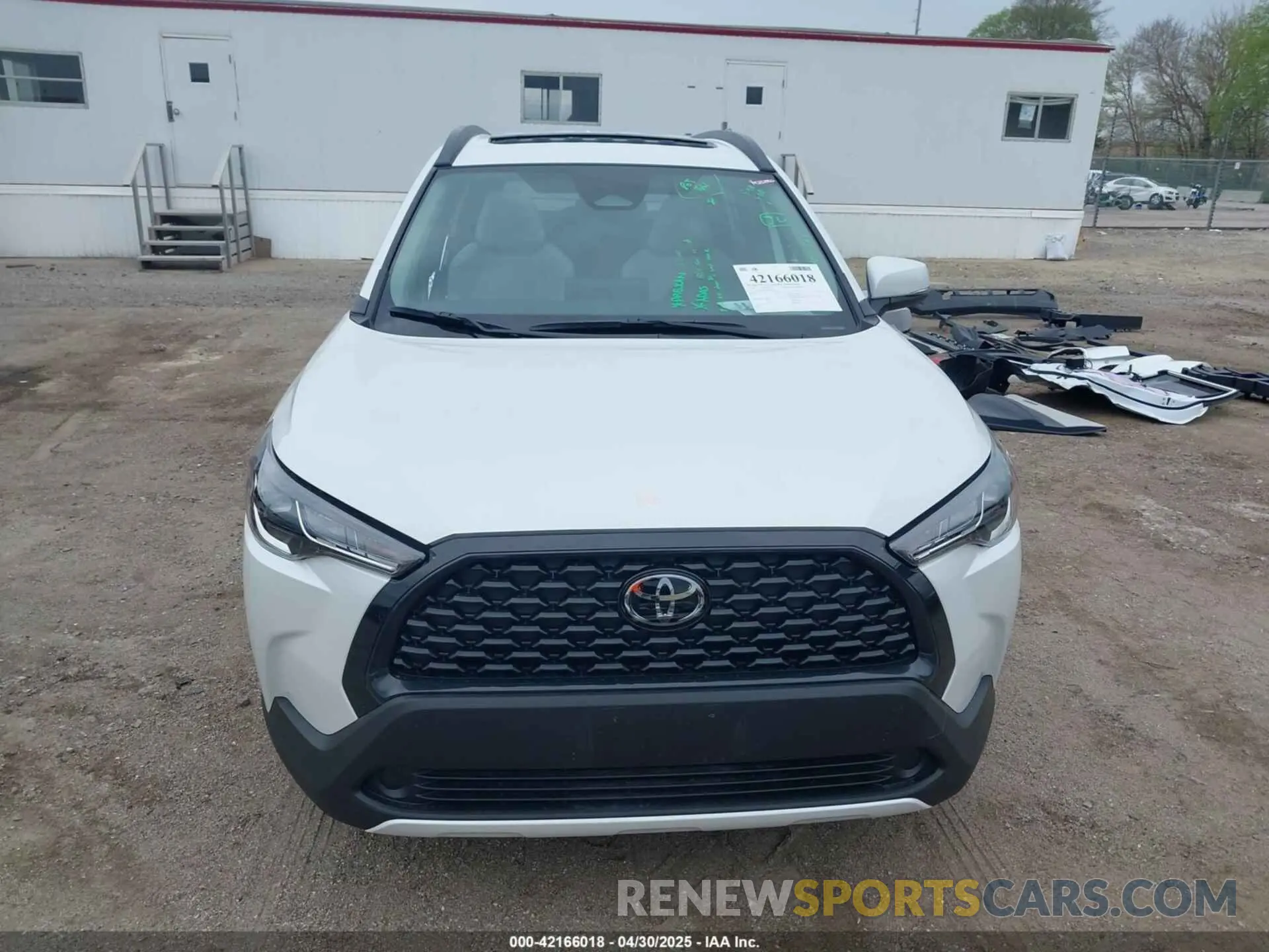 13 Фотография поврежденного автомобиля 7MUBAABGXRV106963 TOYOTA COROLLA CROSS 2024