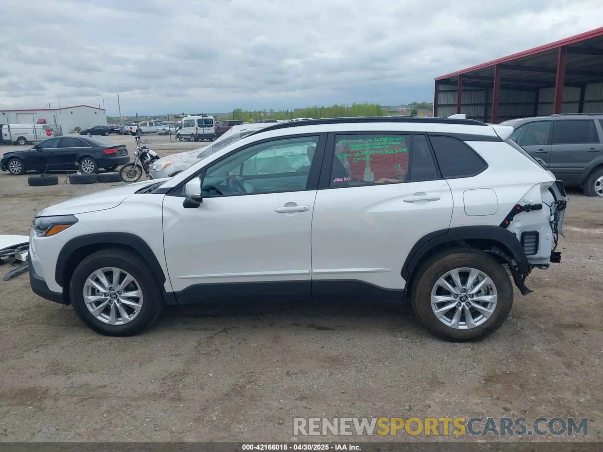 15 Фотография поврежденного автомобиля 7MUBAABGXRV106963 TOYOTA COROLLA CROSS 2024