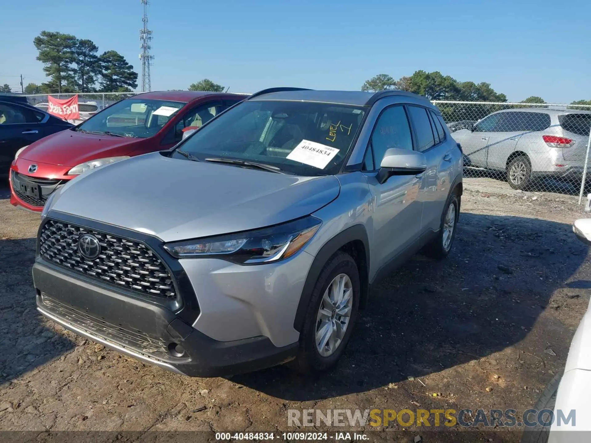 2 Photograph of a damaged car 7MUCAAAG1RV101477 TOYOTA COROLLA CROSS 2024