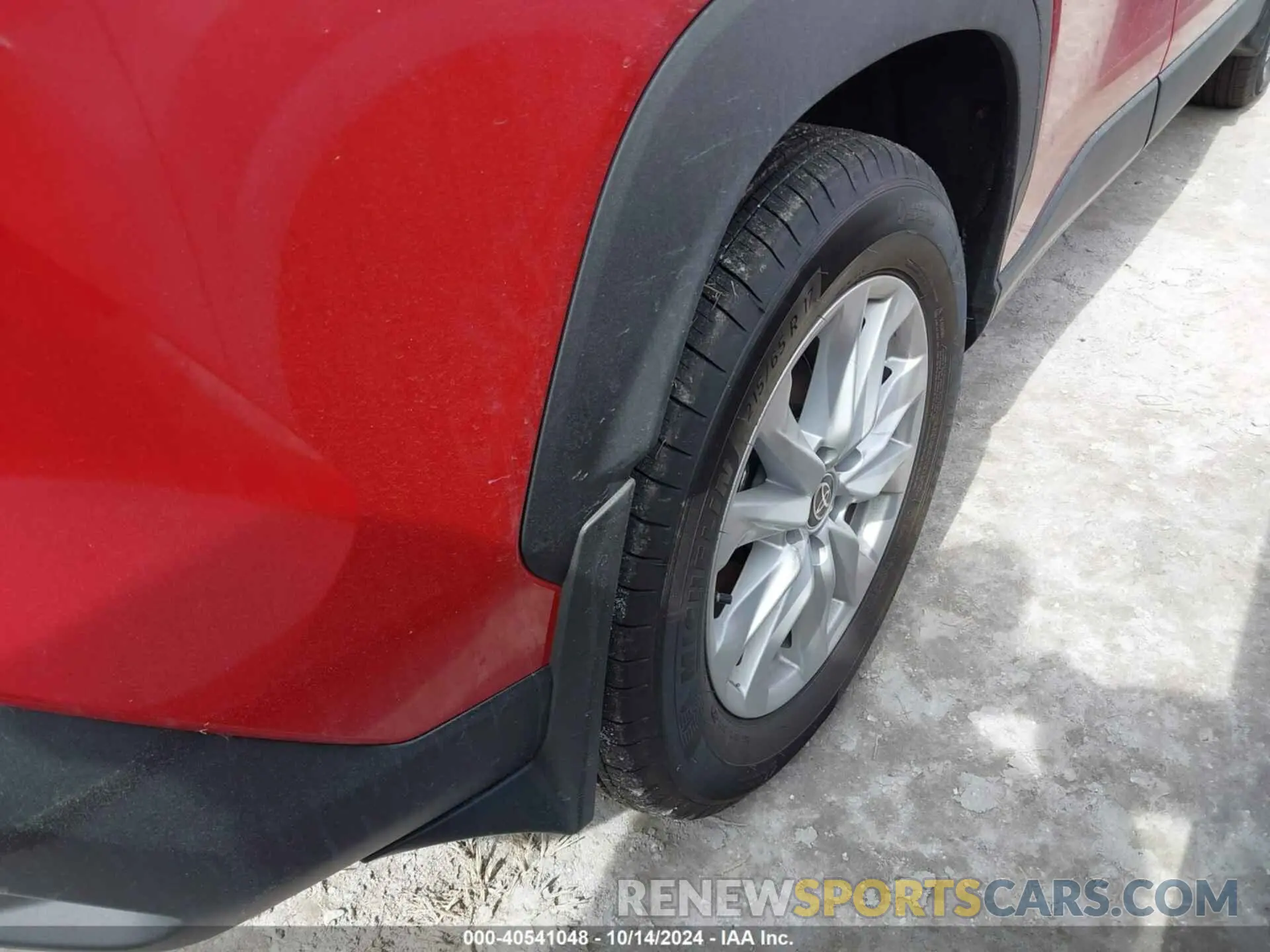 14 Фотография поврежденного автомобиля 7MUCAAAG9RV104093 TOYOTA COROLLA CROSS 2024