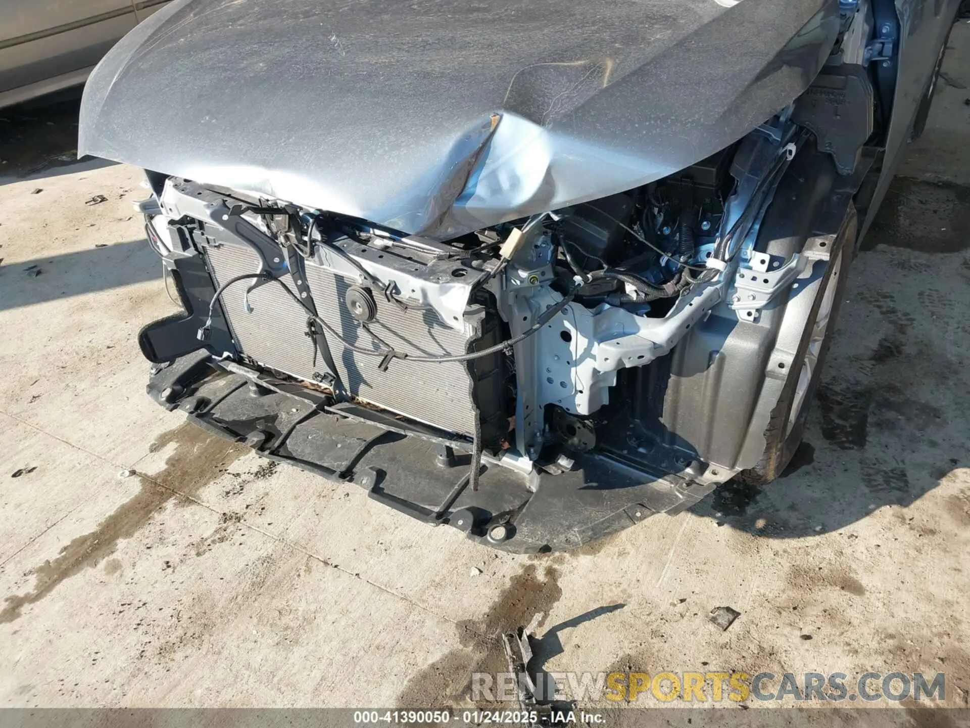 6 Фотография поврежденного автомобиля 7MUCAABGXRV102464 TOYOTA COROLLA CROSS 2024