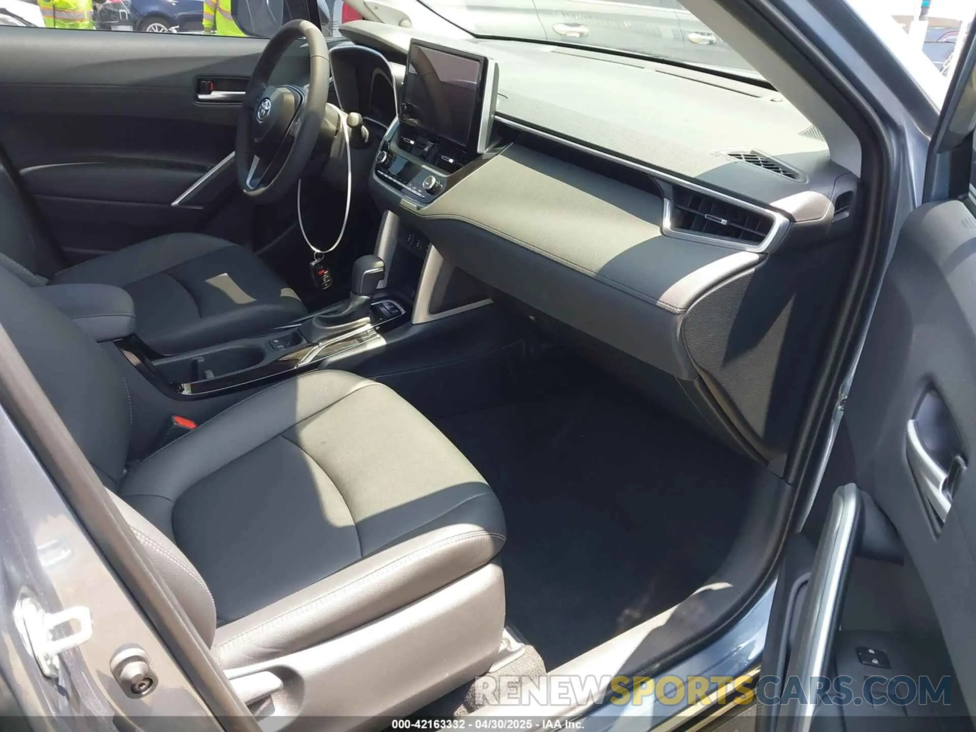 5 Фотография поврежденного автомобиля 7MUDAAAG2RV083656 TOYOTA COROLLA CROSS 2024