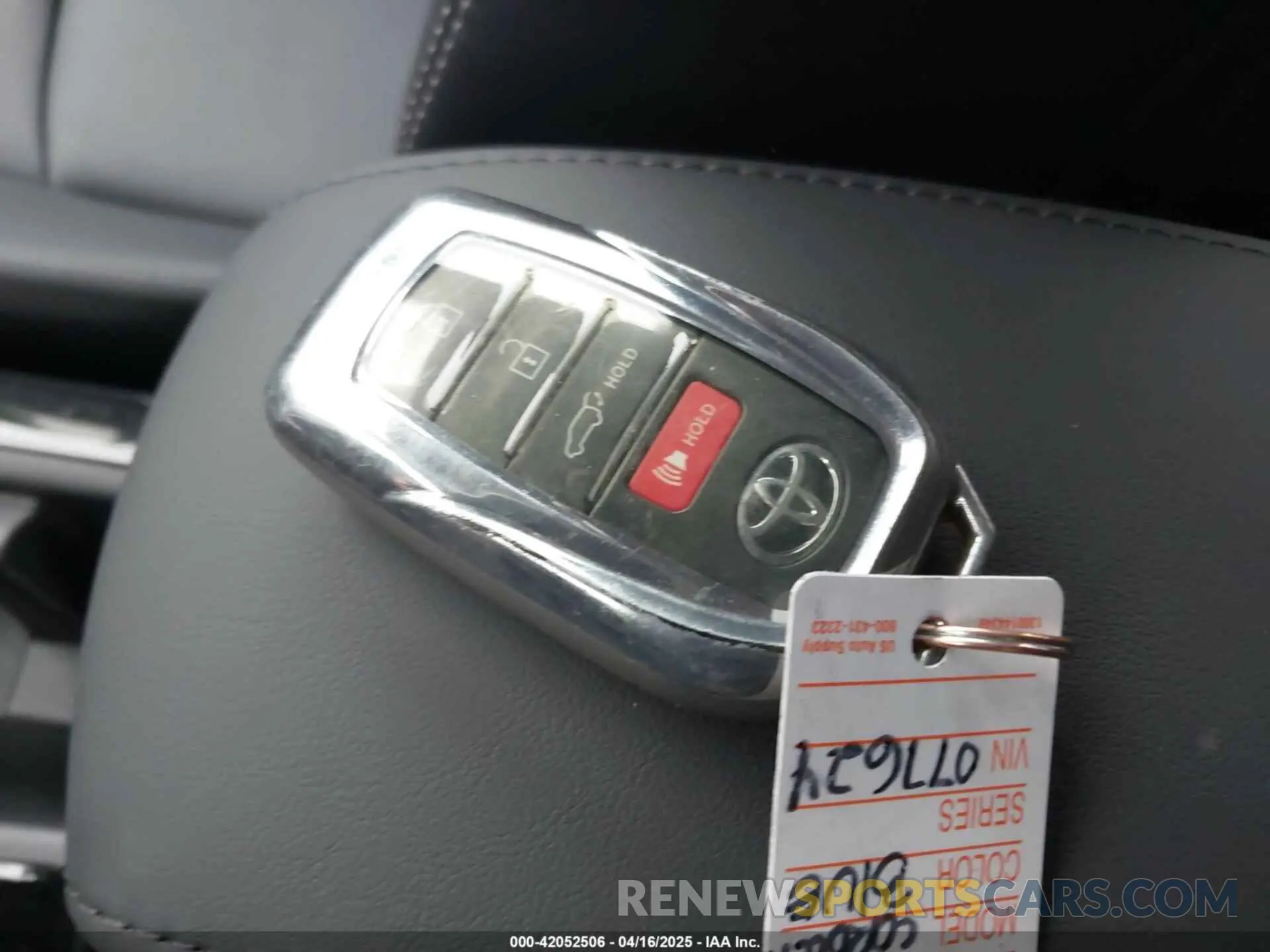 11 Фотография поврежденного автомобиля 7MUDAAAG3RV077624 TOYOTA COROLLA CROSS 2024