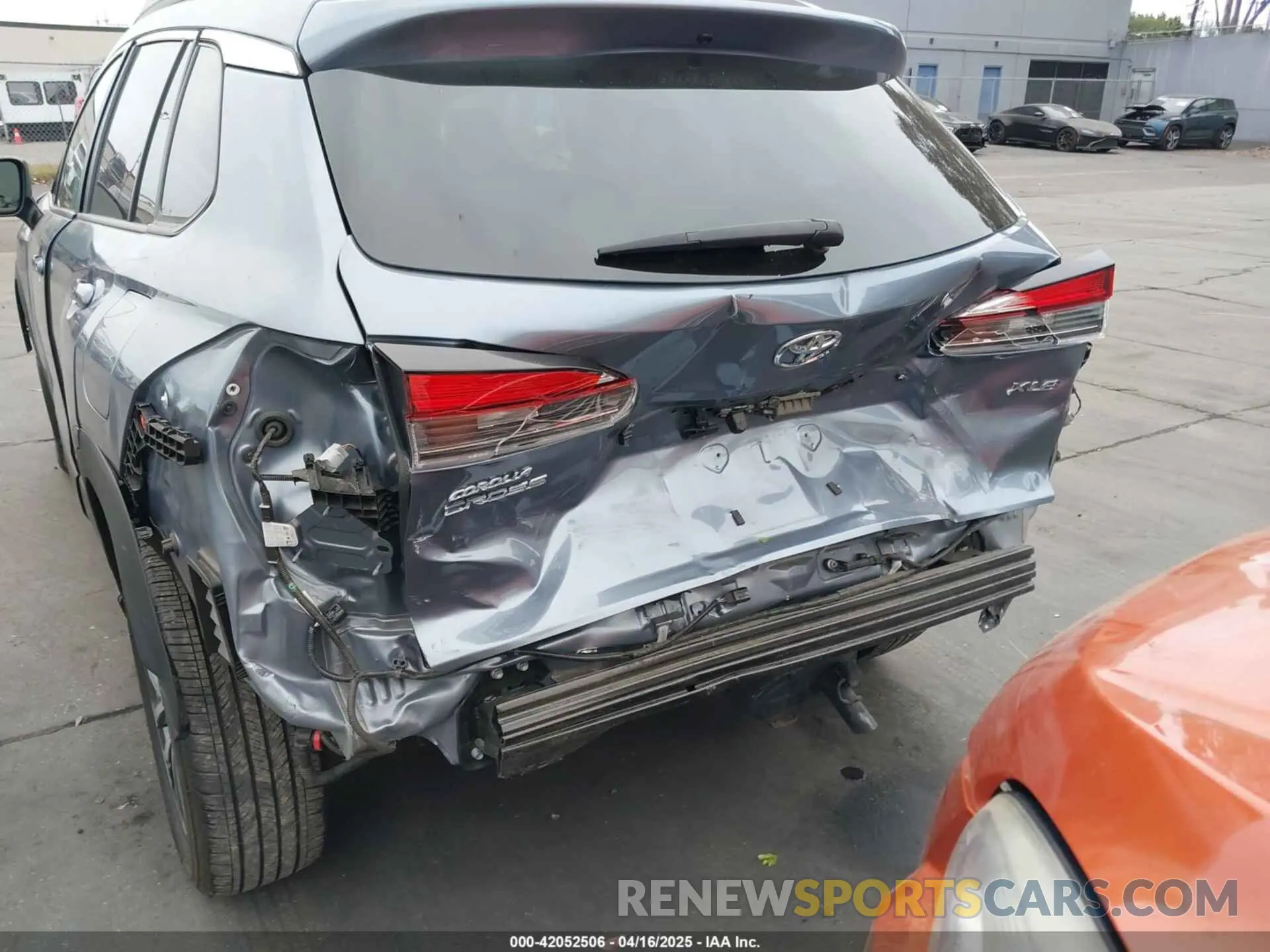 6 Фотография поврежденного автомобиля 7MUDAAAG3RV077624 TOYOTA COROLLA CROSS 2024