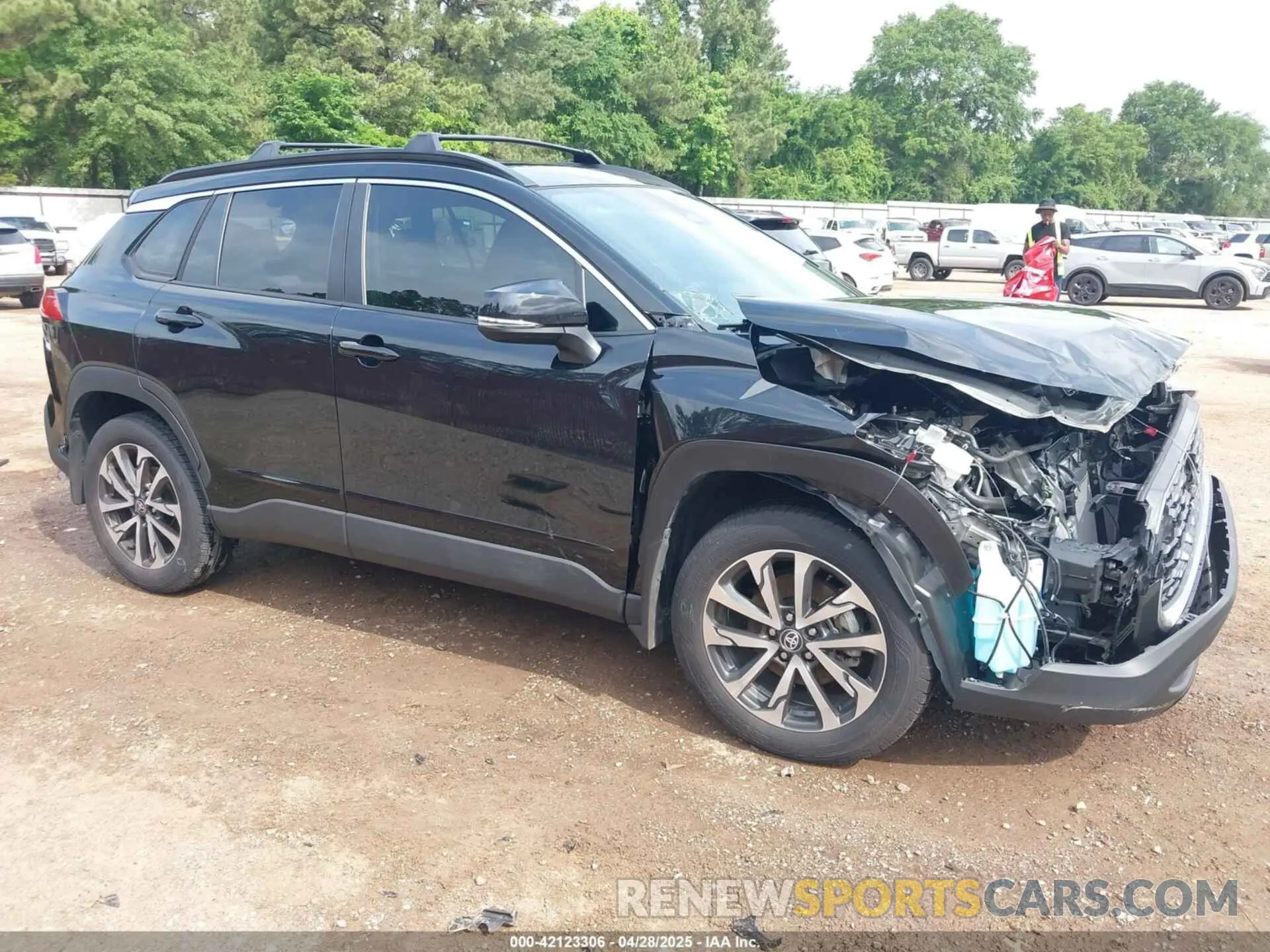 1 Фотография поврежденного автомобиля 7MUDAAAG4RV099759 TOYOTA COROLLA CROSS 2024