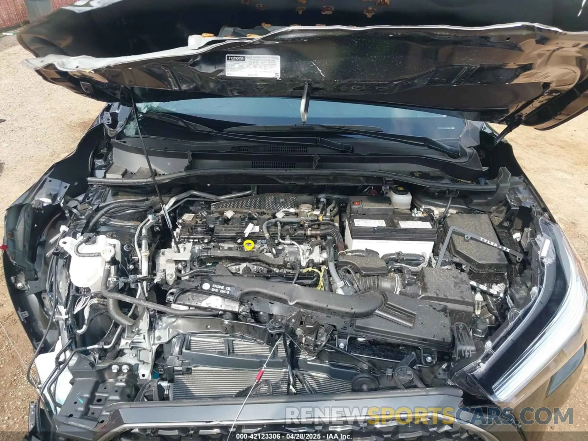 10 Фотография поврежденного автомобиля 7MUDAAAG4RV099759 TOYOTA COROLLA CROSS 2024