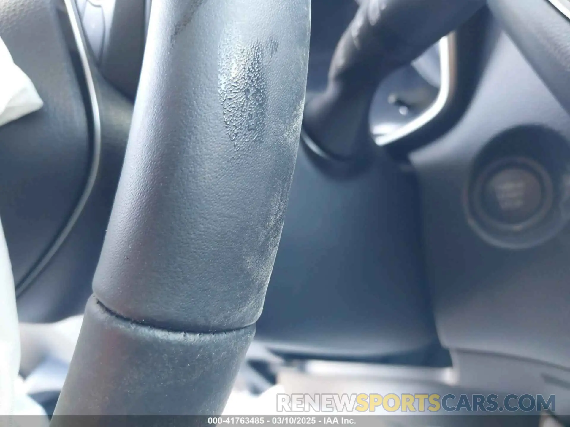 11 Photograph of a damaged car 7MUDAABG0RV119925 TOYOTA COROLLA CROSS 2024