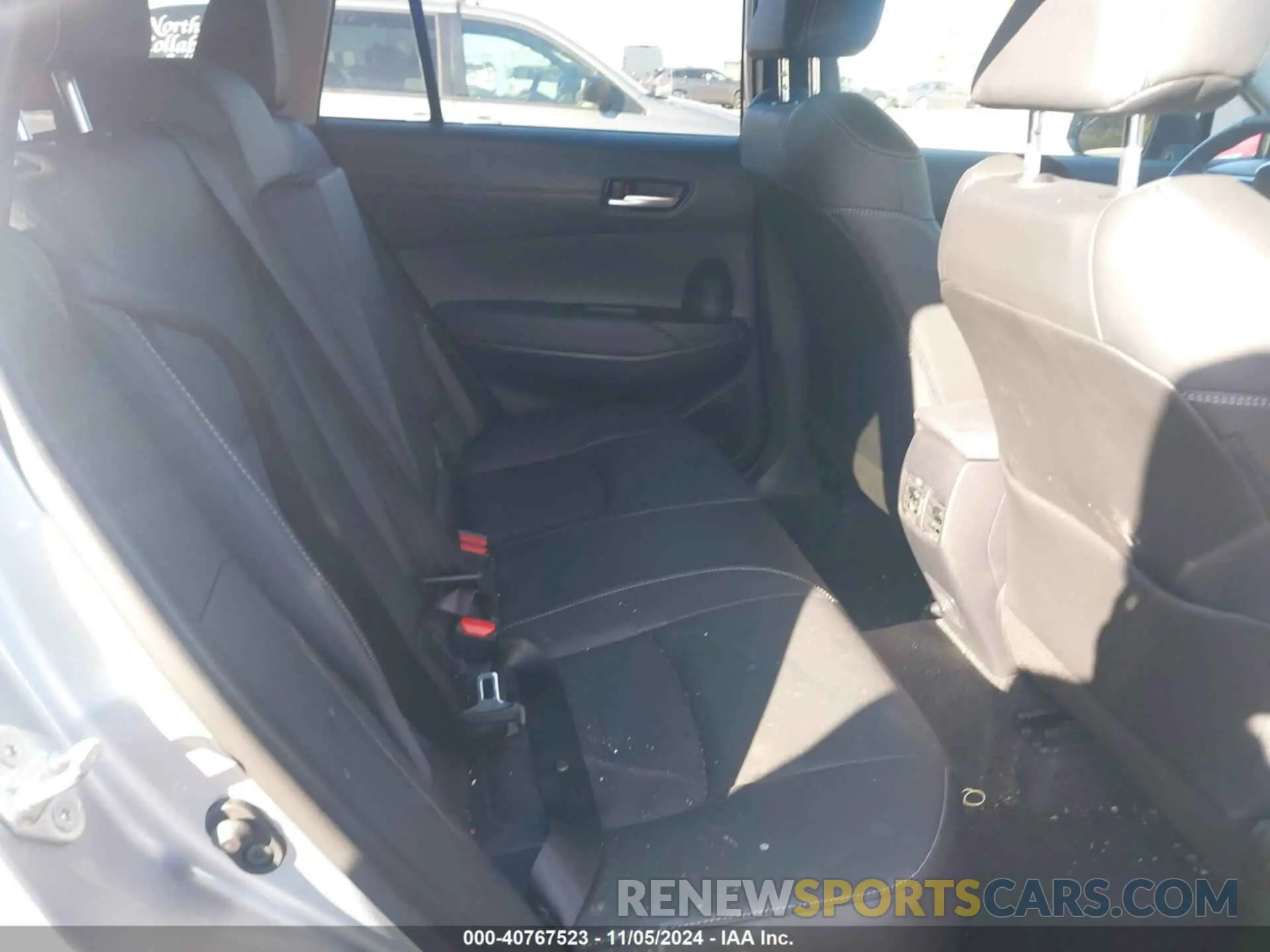 8 Фотография поврежденного автомобиля 7MUDAABG3RV103279 TOYOTA COROLLA CROSS 2024