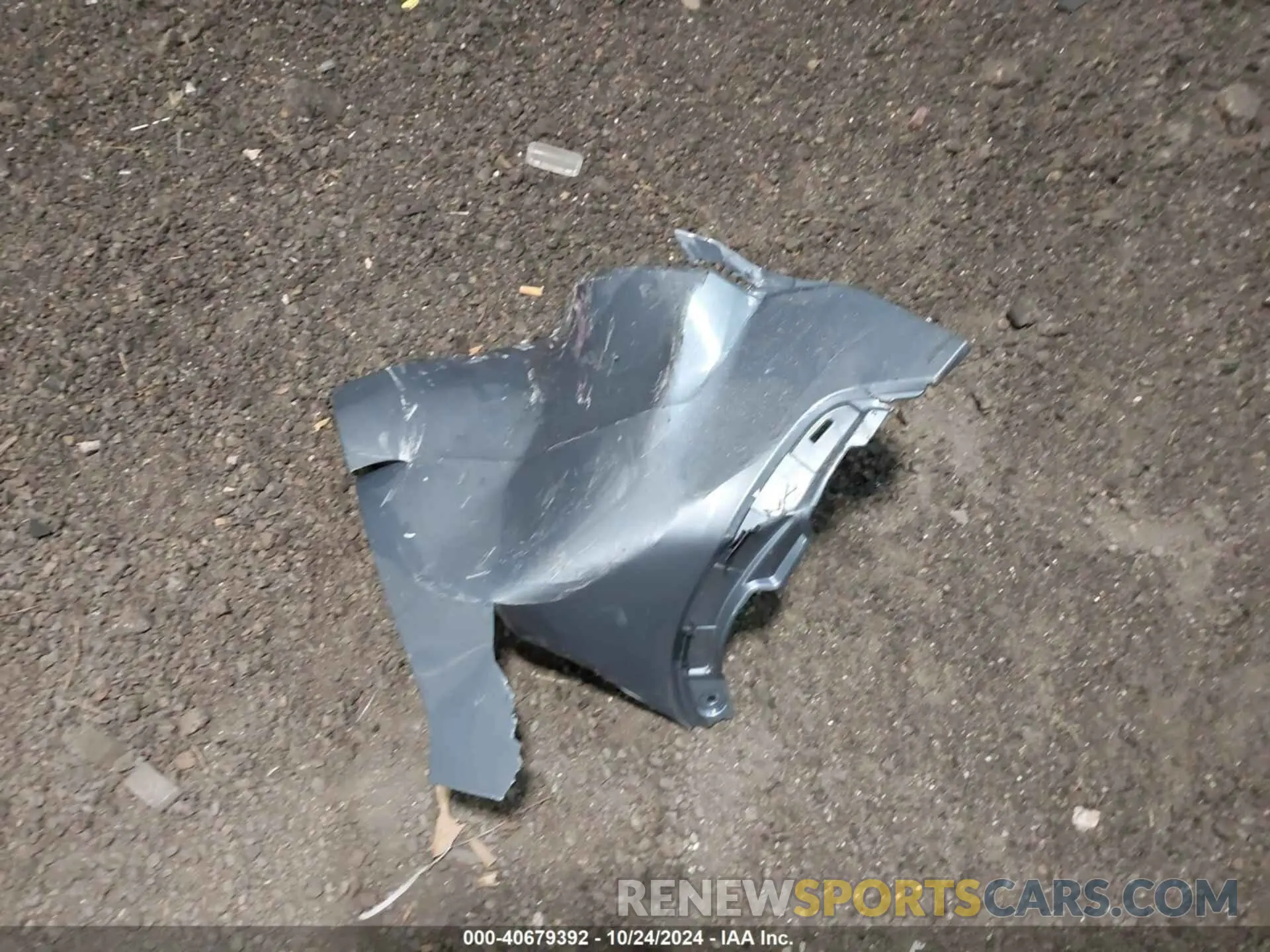 12 Photograph of a damaged car 7MUDAABG6RV097669 TOYOTA COROLLA CROSS 2024