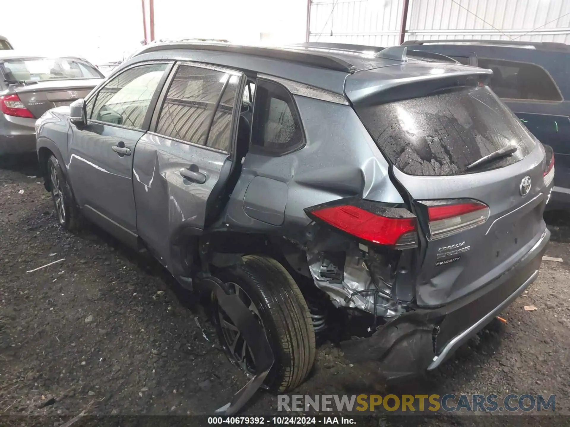 3 Photograph of a damaged car 7MUDAABG6RV097669 TOYOTA COROLLA CROSS 2024
