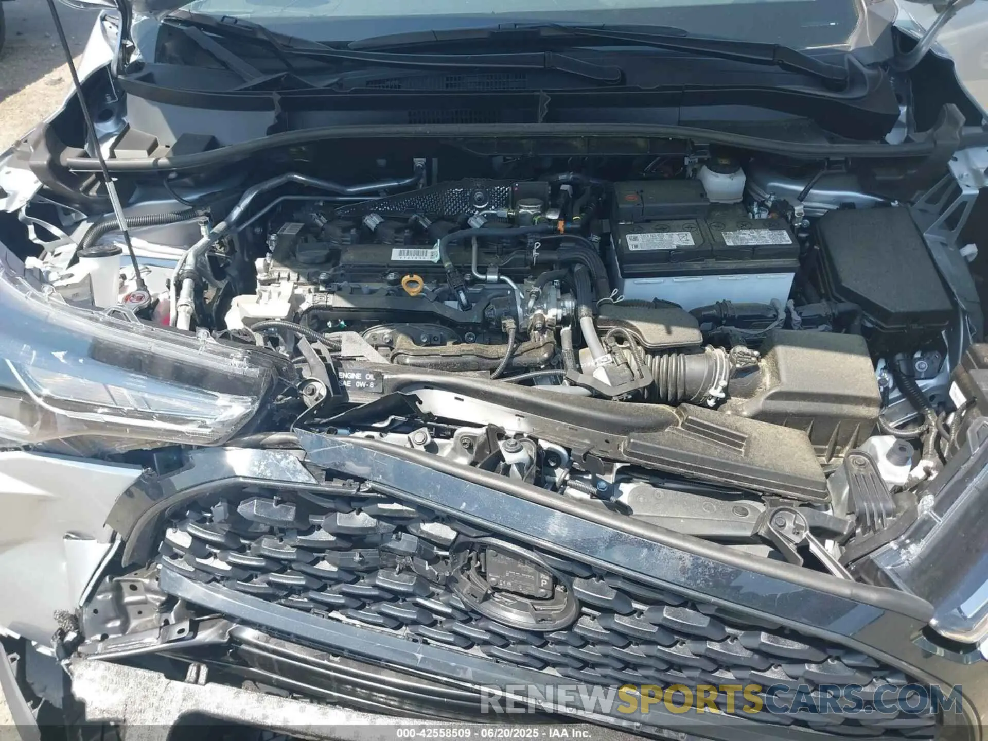 10 Photograph of a damaged car 7MUCAABG4SV124806 TOYOTA COROLLA CROSS 2025