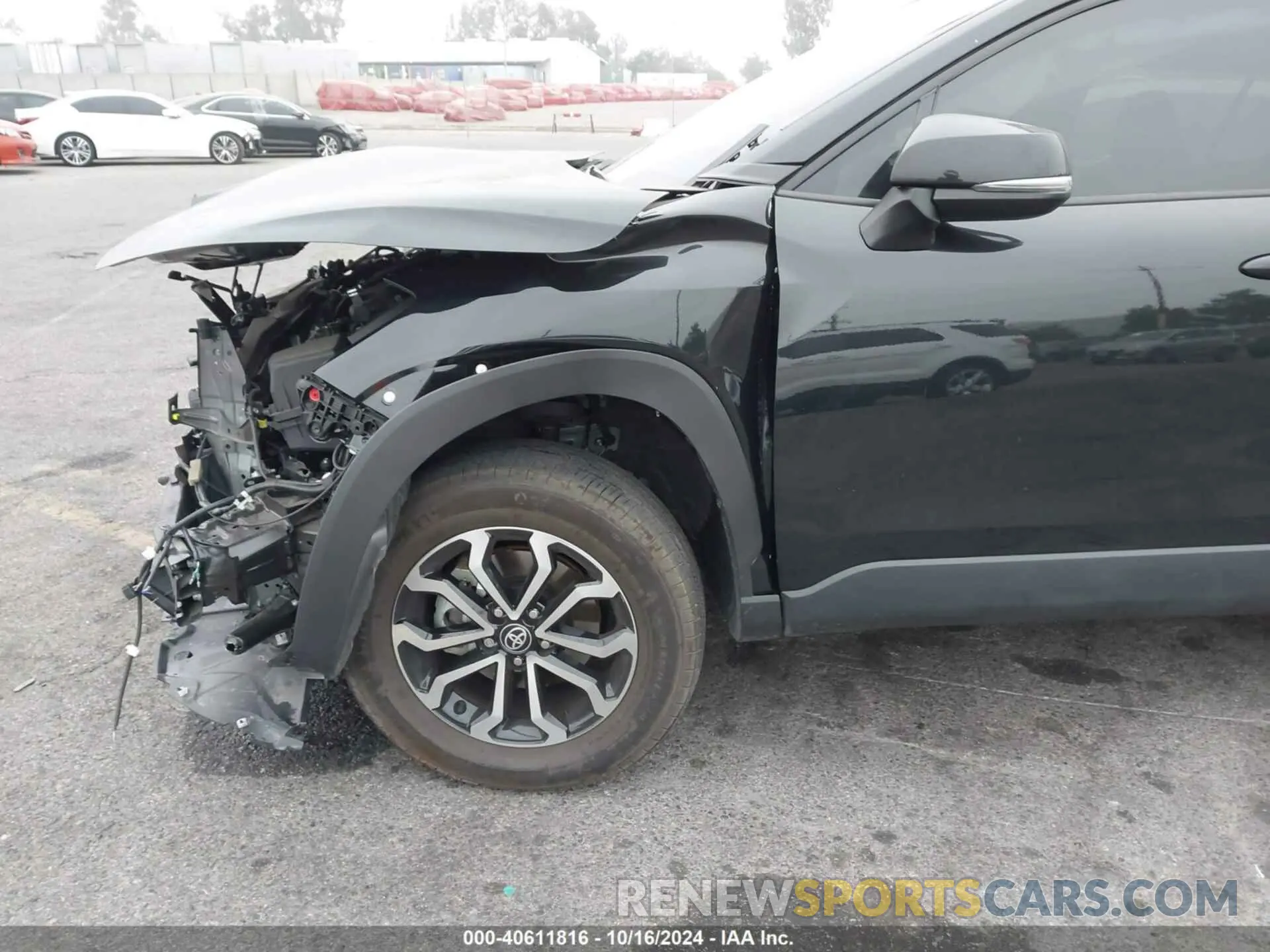 18 Фотография поврежденного автомобиля 7MUFBABG0PV016670 TOYOTA COROLLA CROSS HYBRID 2023