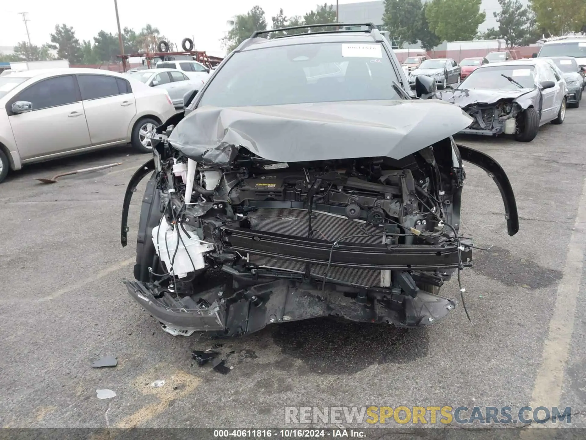 6 Фотография поврежденного автомобиля 7MUFBABG0PV016670 TOYOTA COROLLA CROSS HYBRID 2023